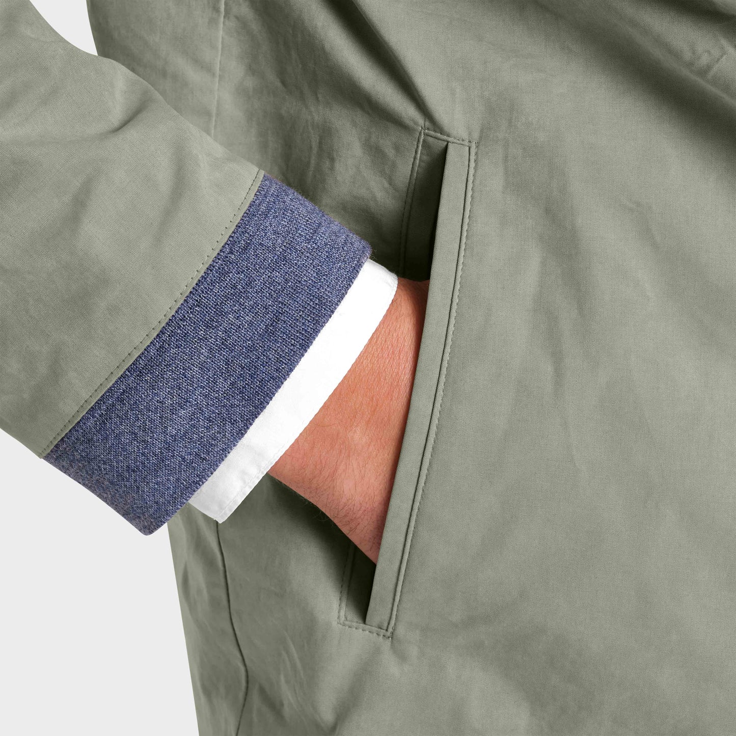 OMEN Strickjacke Bond Corsaro am model