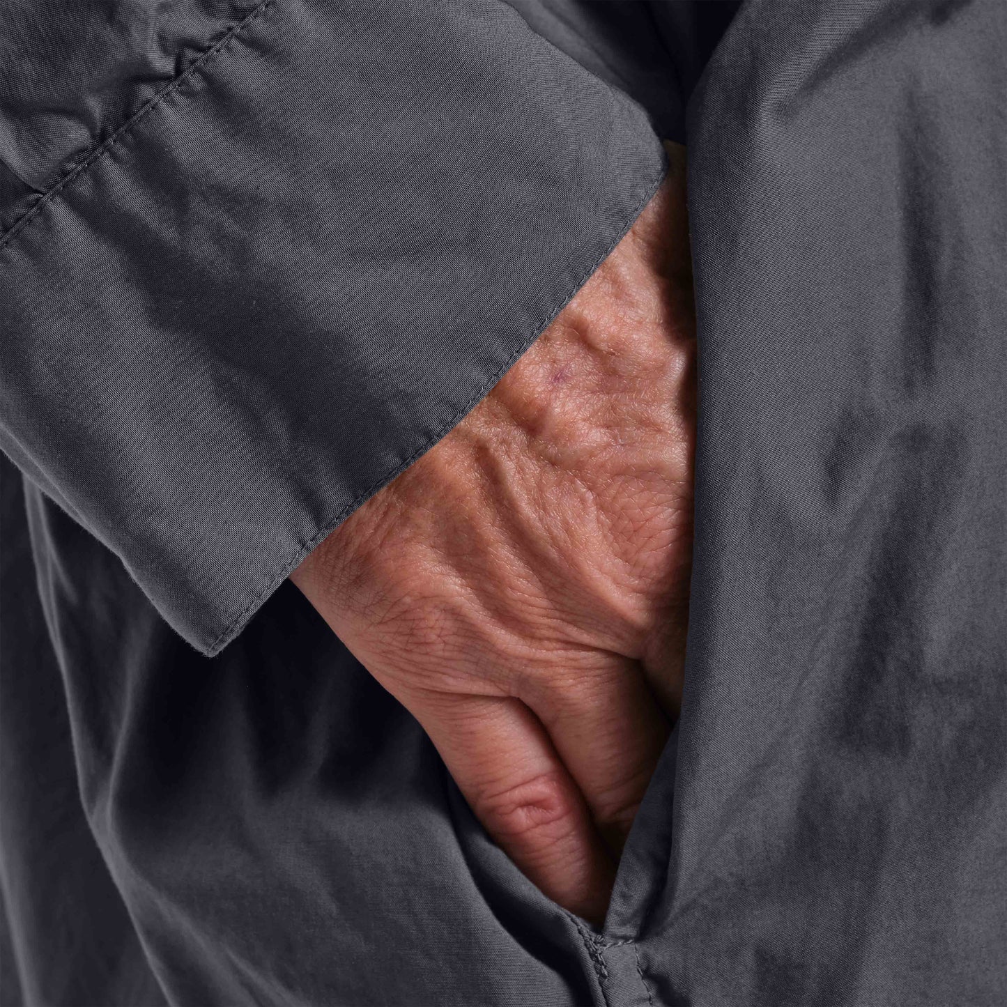 OMEN Oberteil Palma Kurz Talco am model