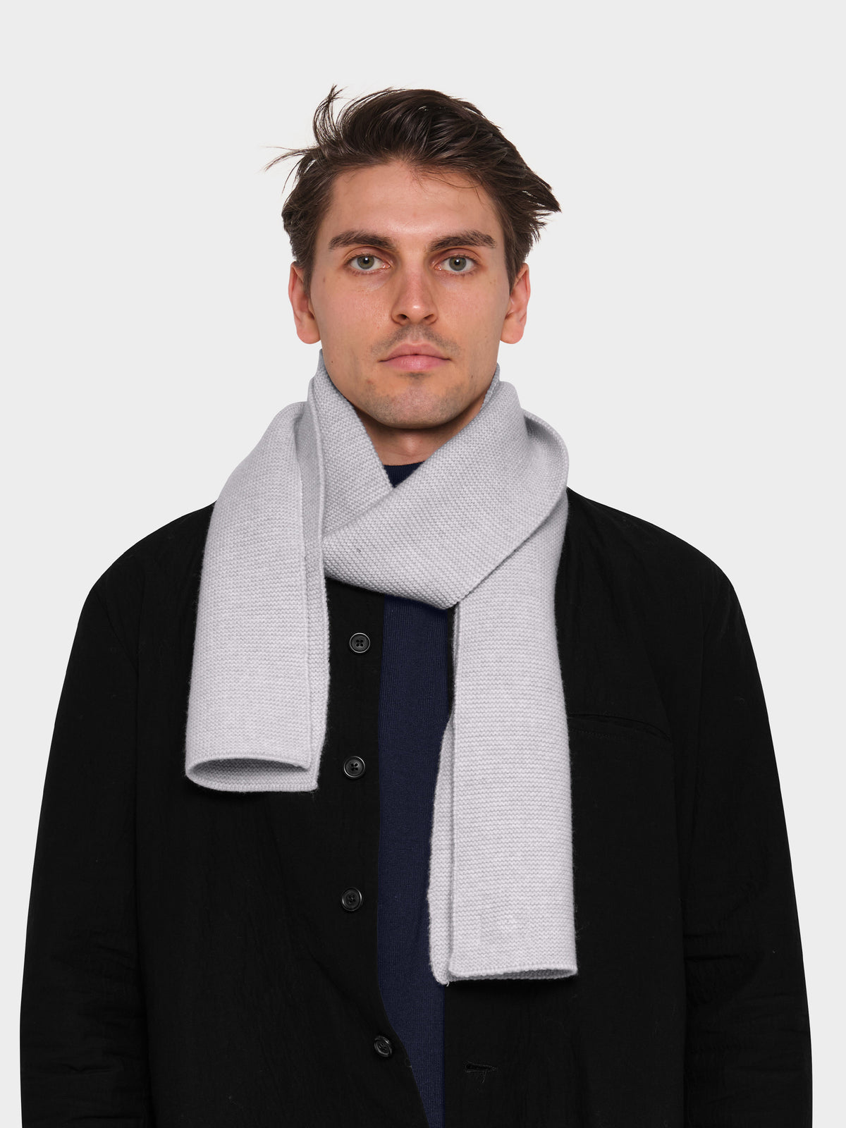 OMEN Schal UniSolo LL am model