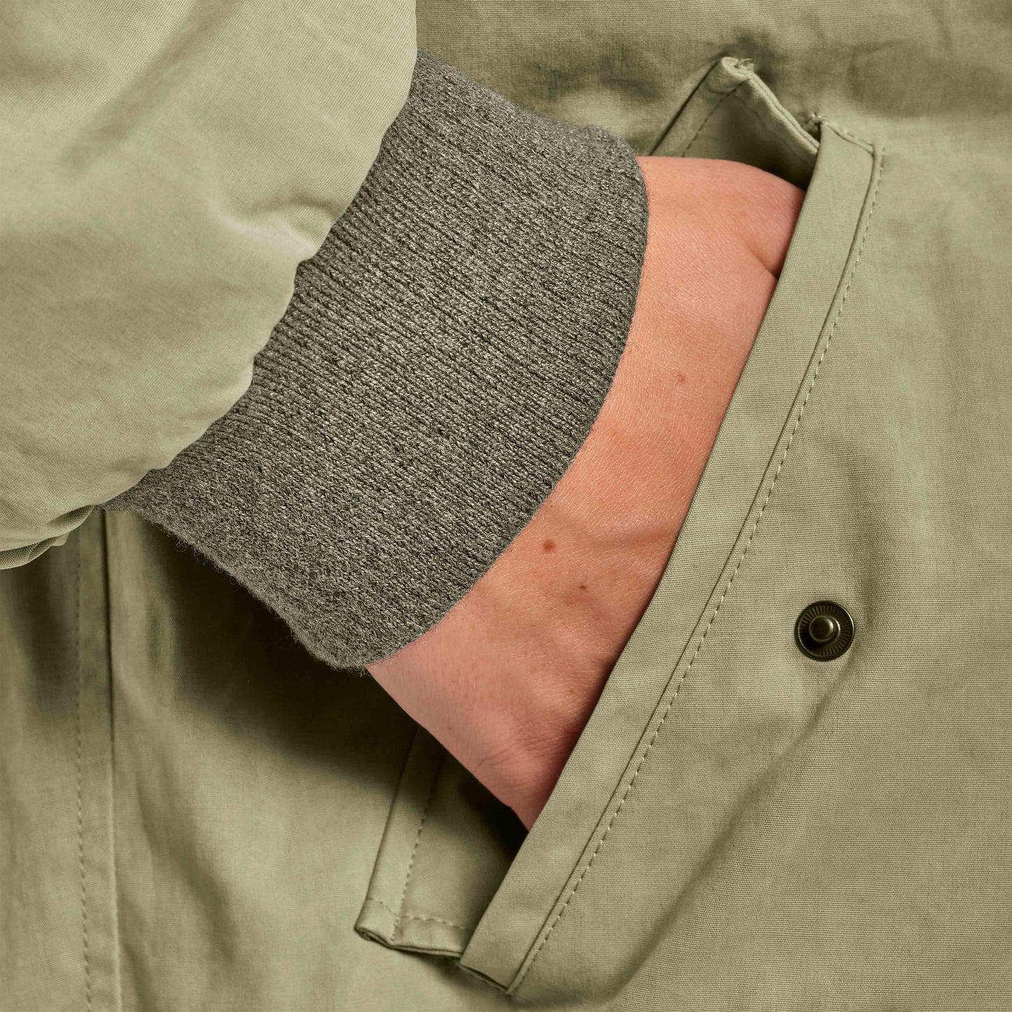 OMEN Jacke Joy Corsaro am model