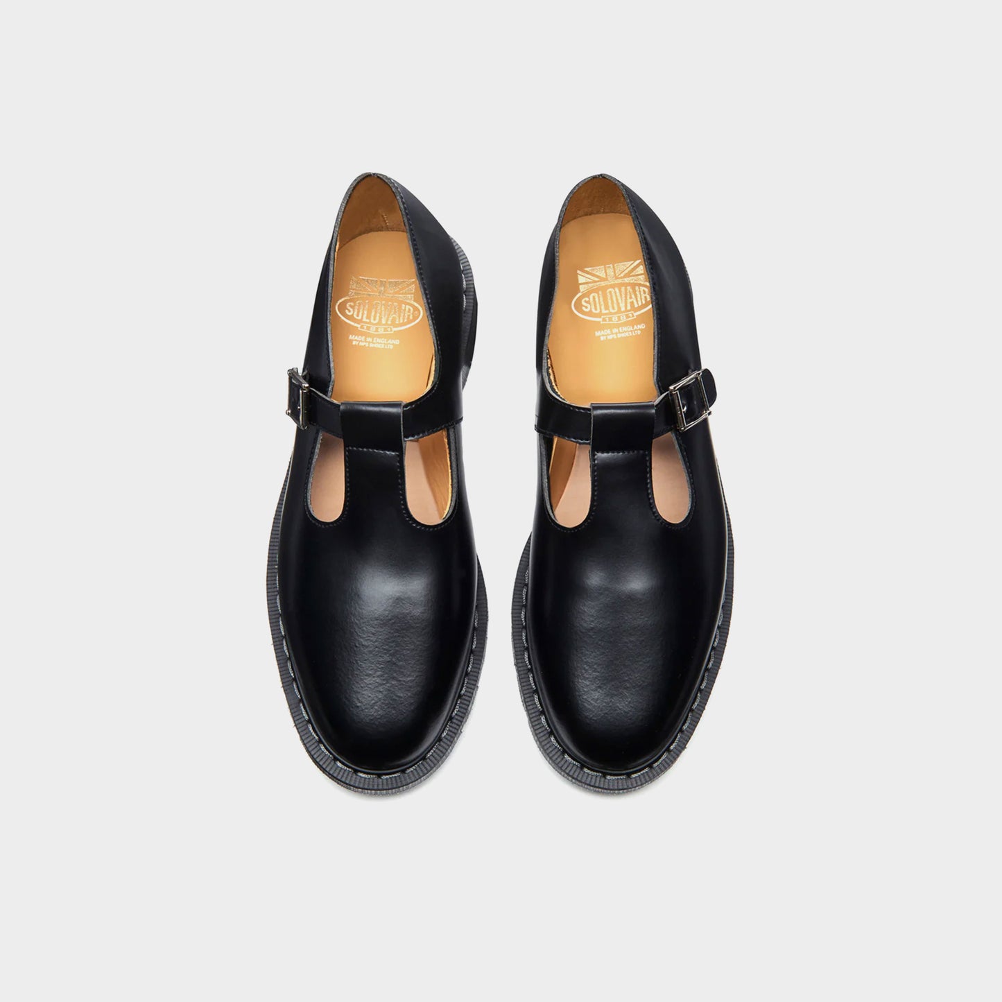 Solovair Hi-Shine Mary Jane Shoe in Farbe schwarz