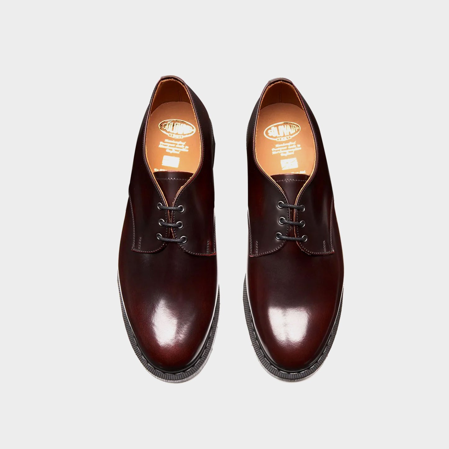 Solovair Hi-Shine 3 Eye Gibson in Farbe burgundy