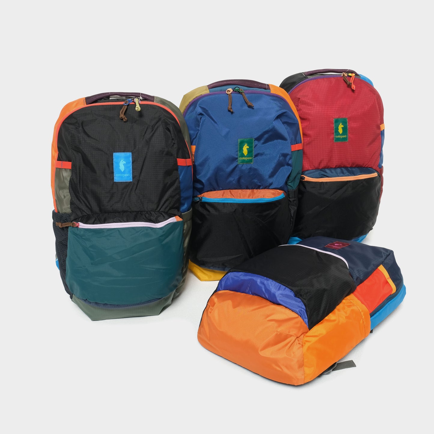 Cotopaxi Chiquillo 26L Del Día Backpack in Farbe del_dia