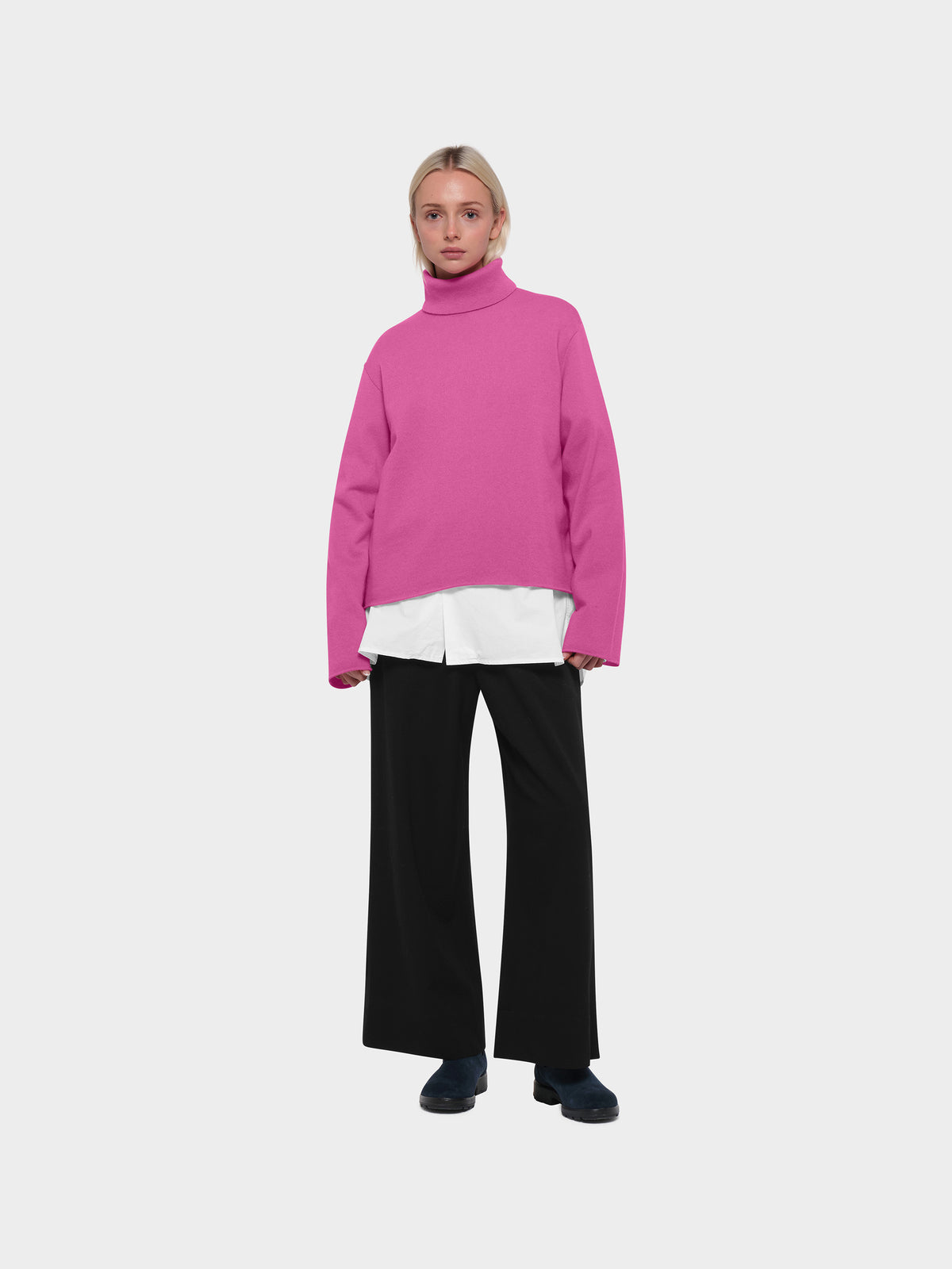 OMEN Pullover Dani Rolli RL Cashmere am model