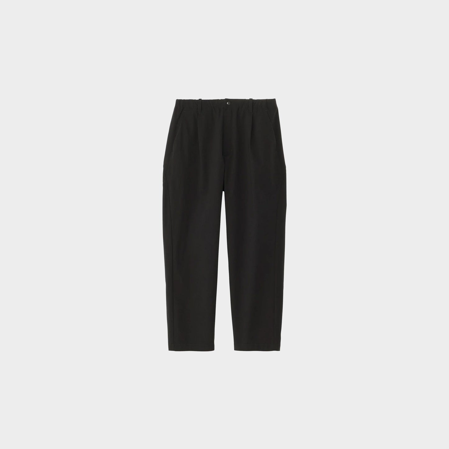 Goldwin One Tuck Tapered Light Pants in Farbe black