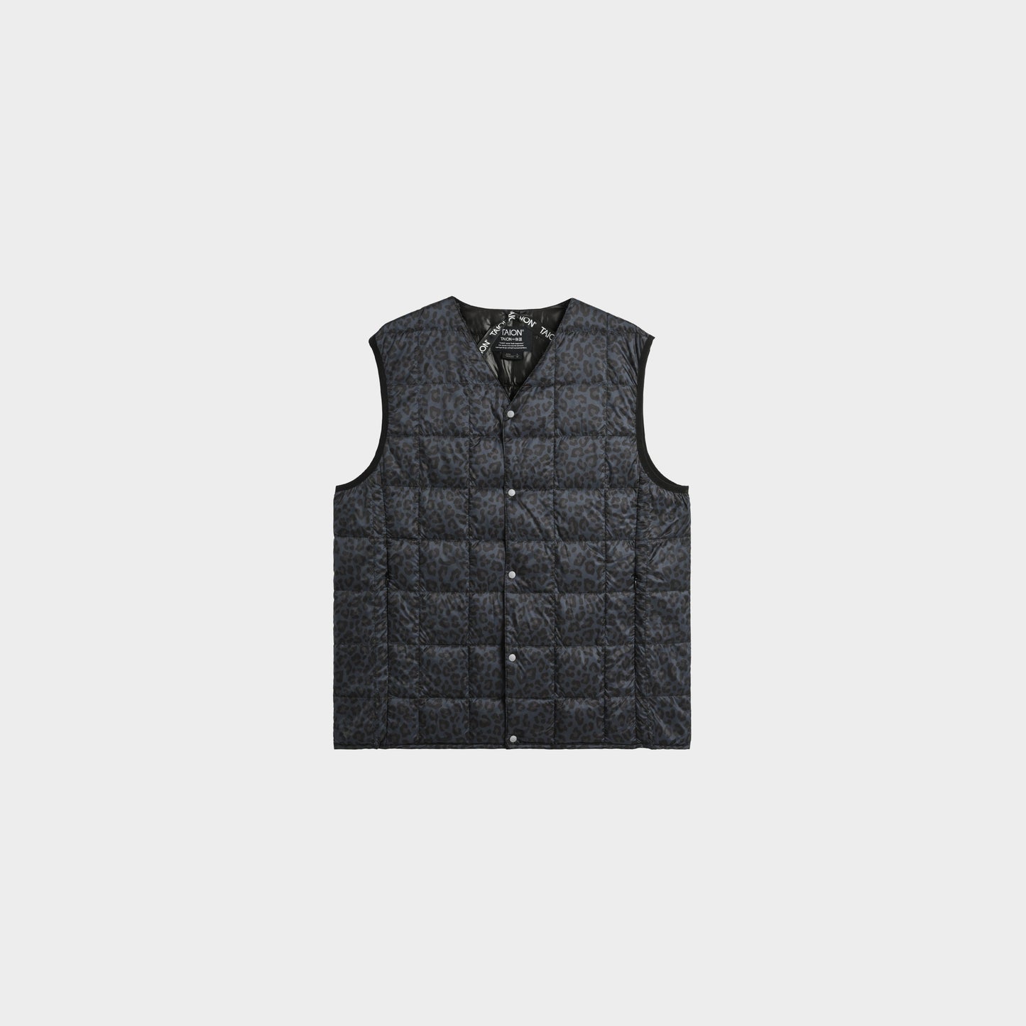 TAION V-Neck Button Down Vest in Farbe black_leopard