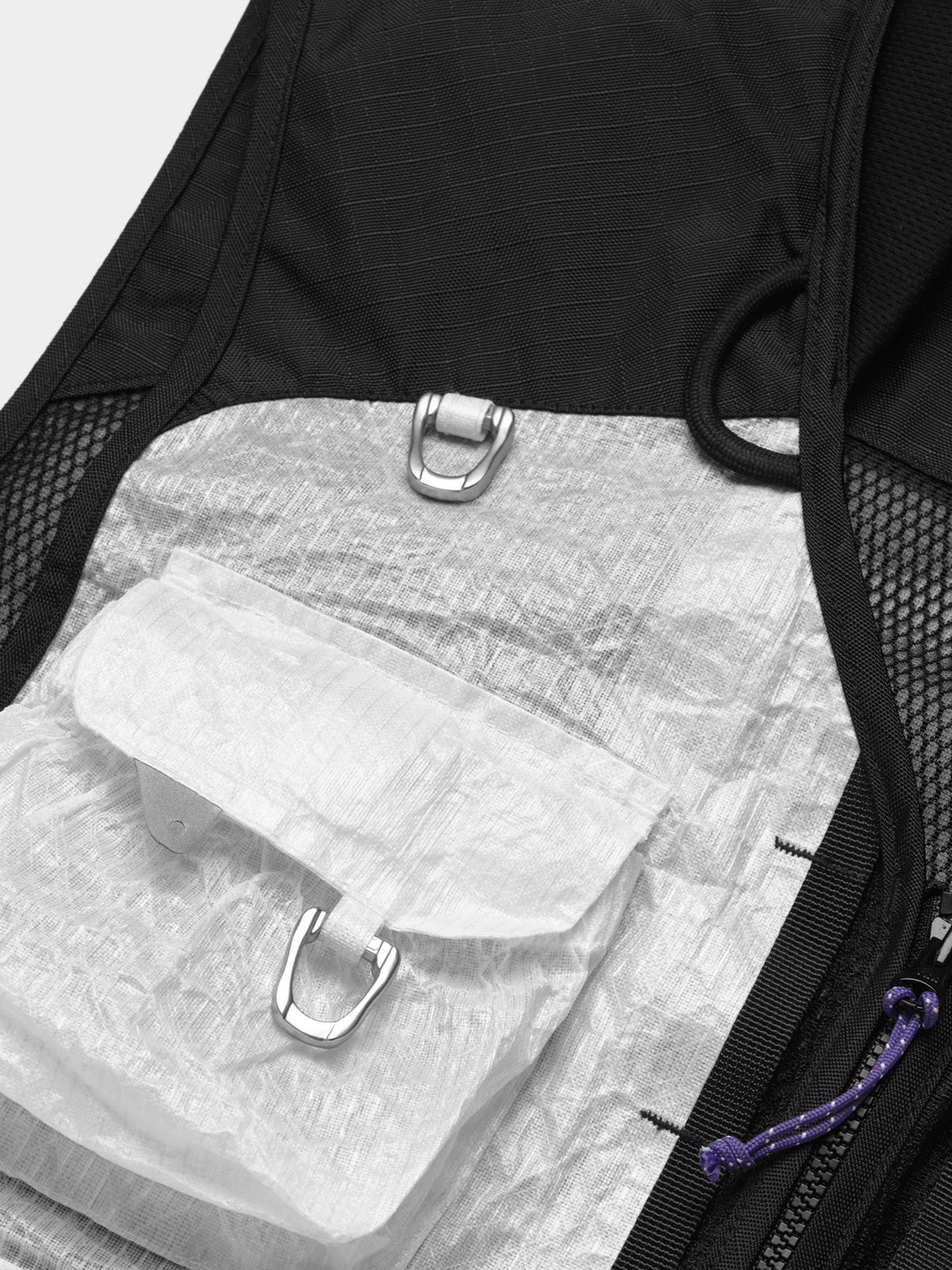 Db Journey x Purple Mountain Observatory Weste ALUULA Modular Vest in Farbe white_black