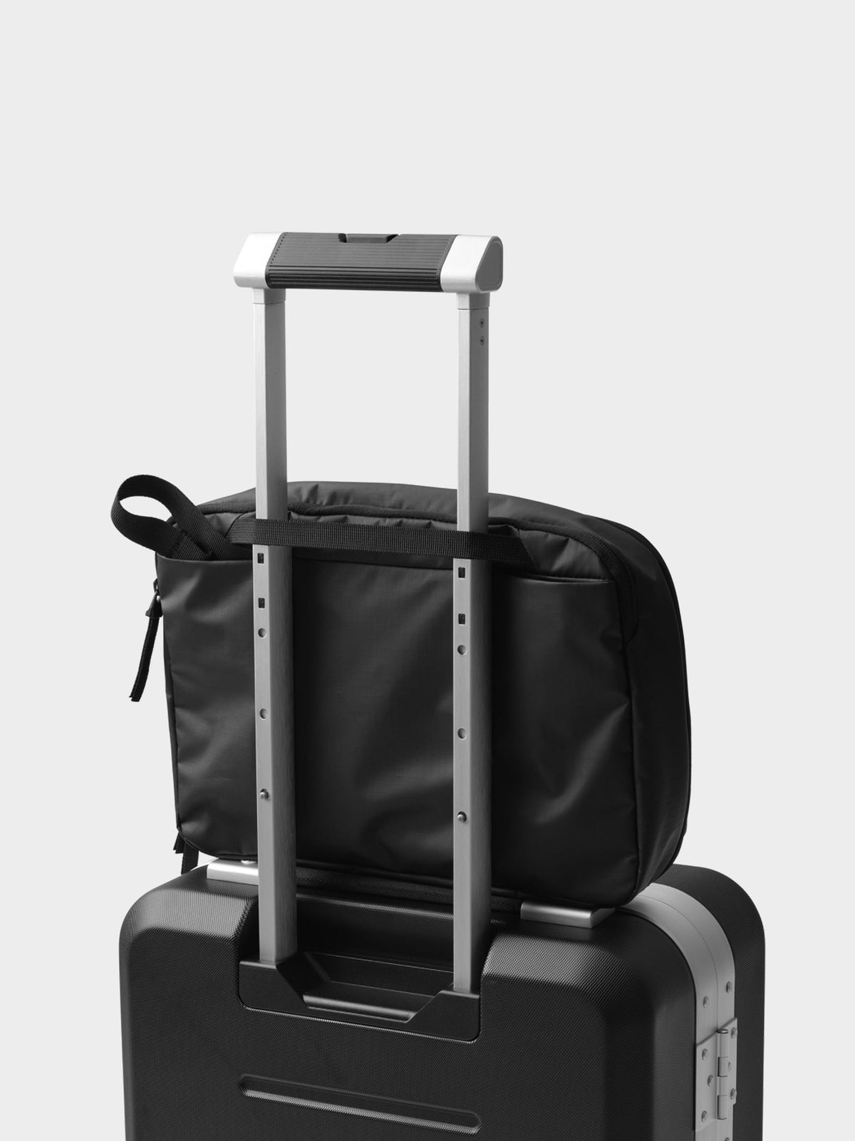 Db Journey Ramverk Tablet Organizer in Farbe blackout