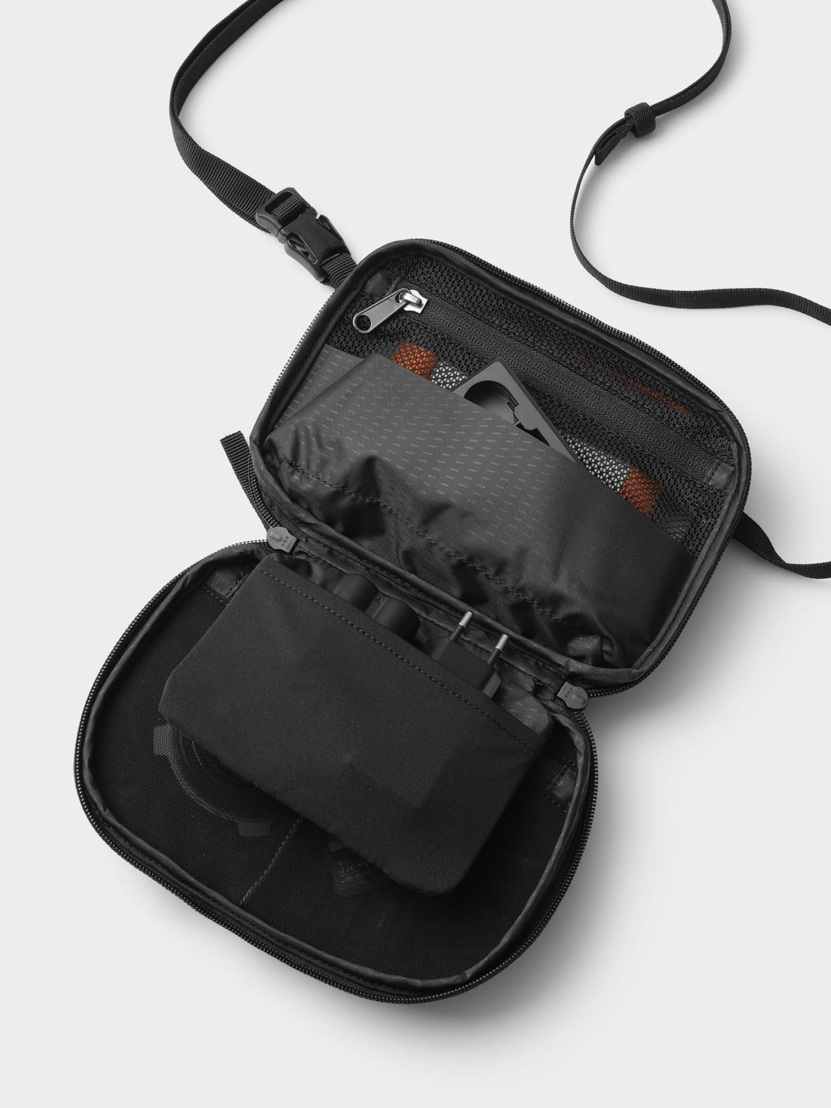 Db Journey Ramverk Tech Organizer in Farbe blackout