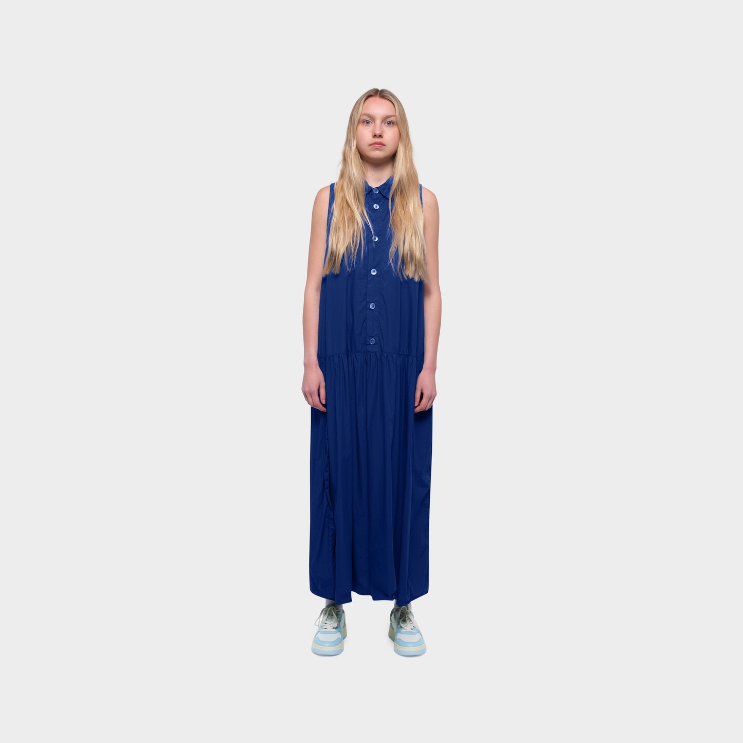 OMEN Kleid Waerme Super Piu am model