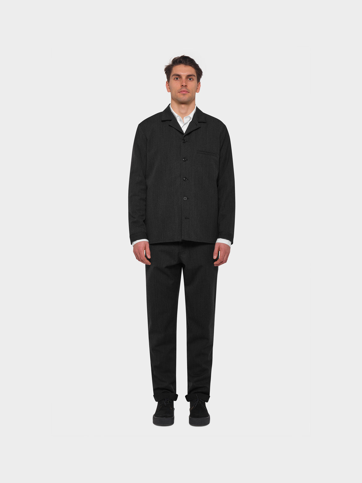 OMEN Oberteil Muck Covercoat am model