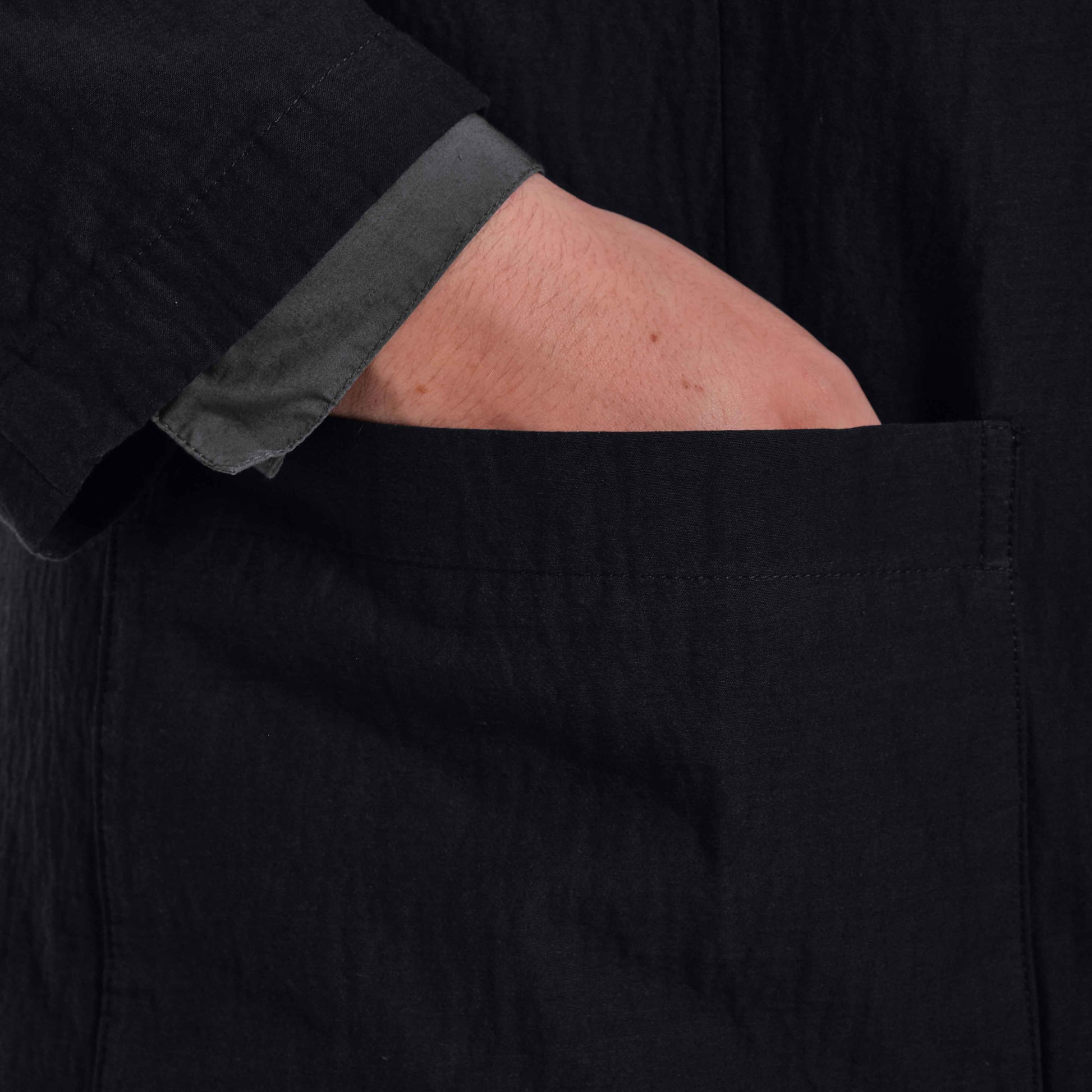 OMEN Sakko Kobi Claque am model