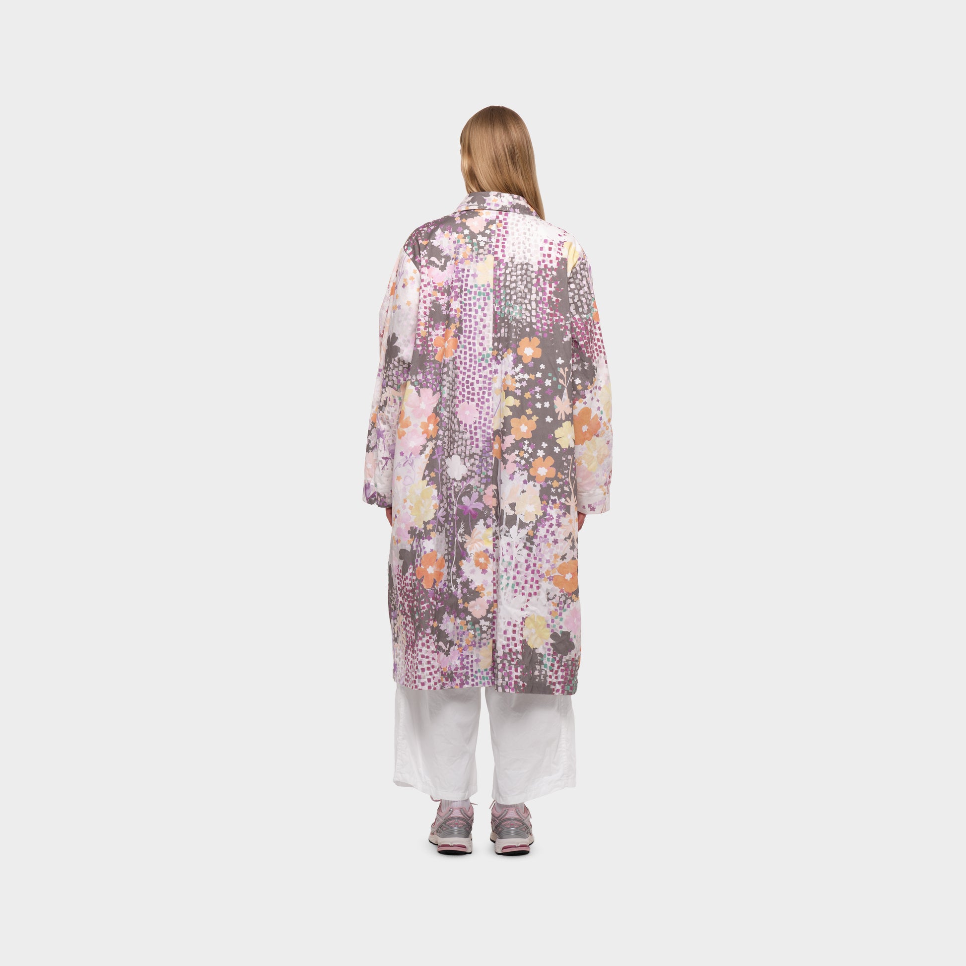 OMEN Mantel Elba Heavy Twill am model
