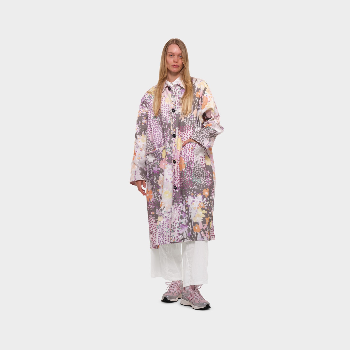 OMEN Mantel Elba Heavy Twill am model