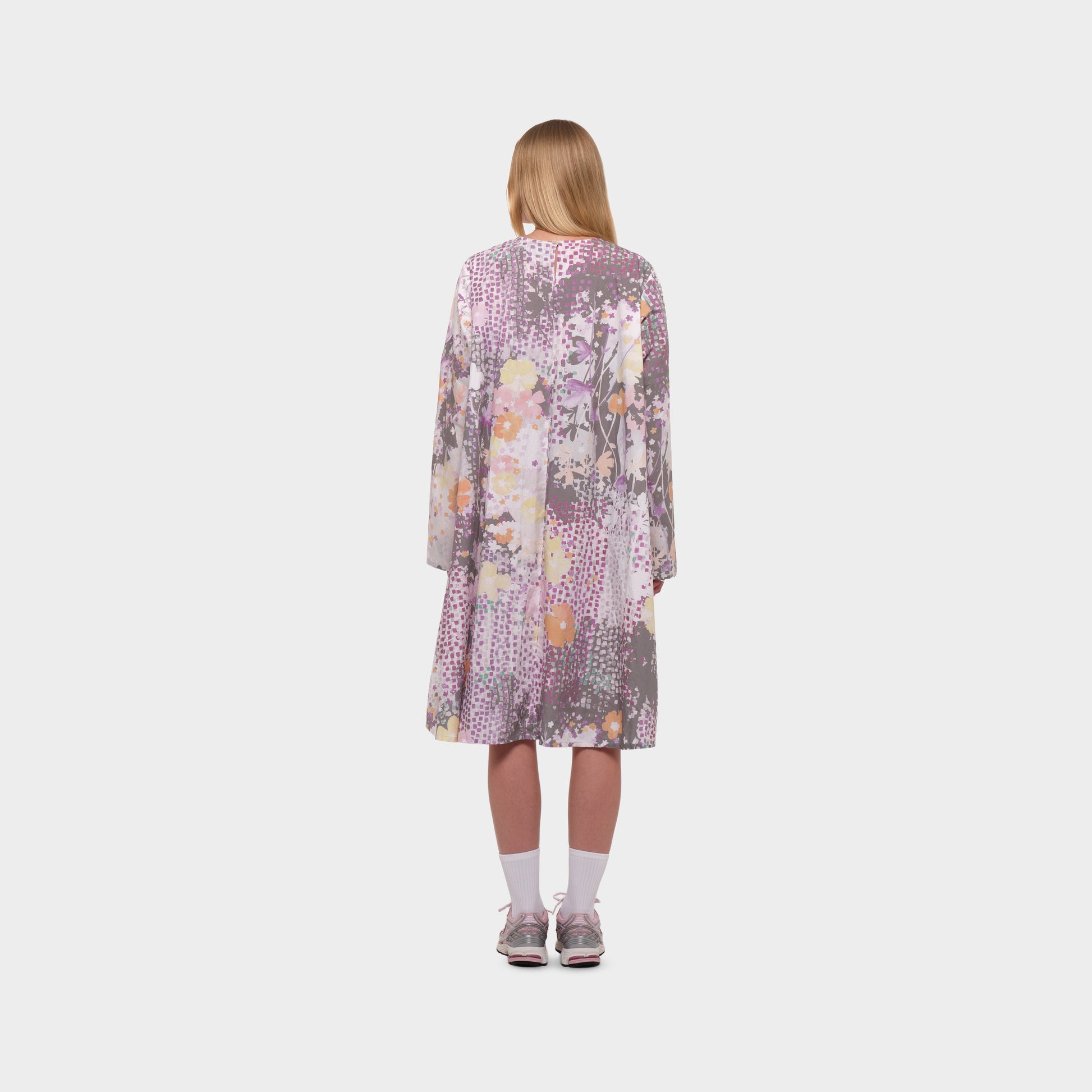 OMEN Kleid Bow Popeline am model
