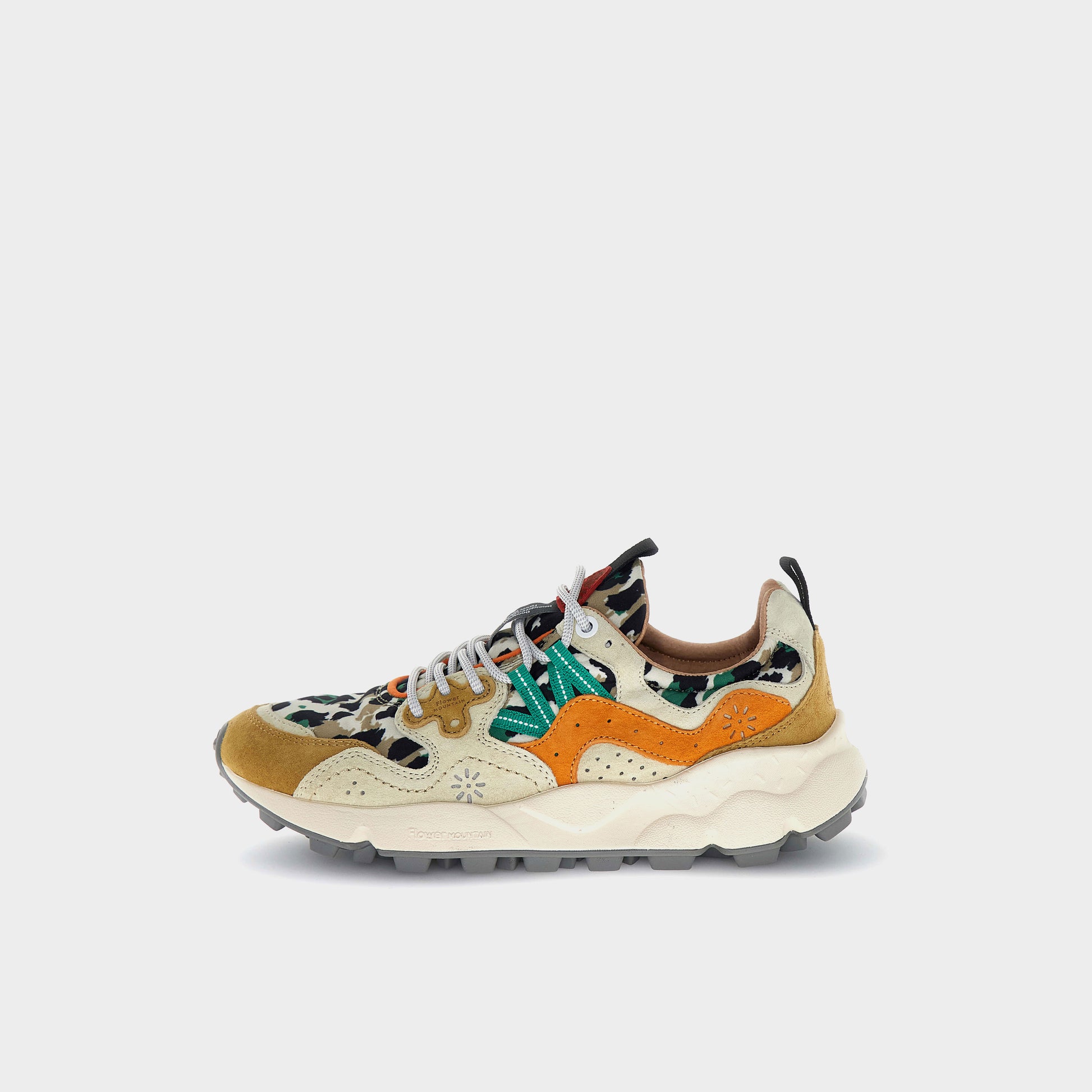 Flower Mountain Yamano 3 Uni Suede Nylon Camo Zucca in Farbe yellow_orange