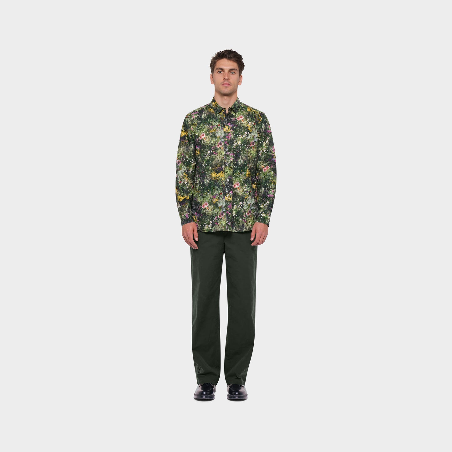 OMEN HEmd Josi Popeline Pixel Garten am model