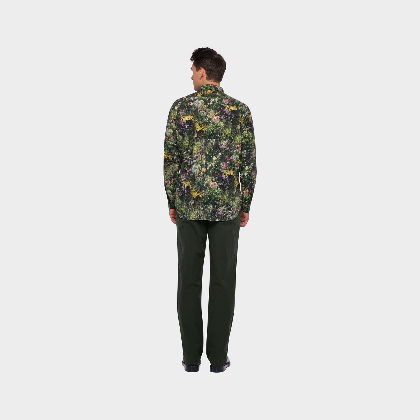 OMEN HEmd Josi Popeline Pixel Garten am model