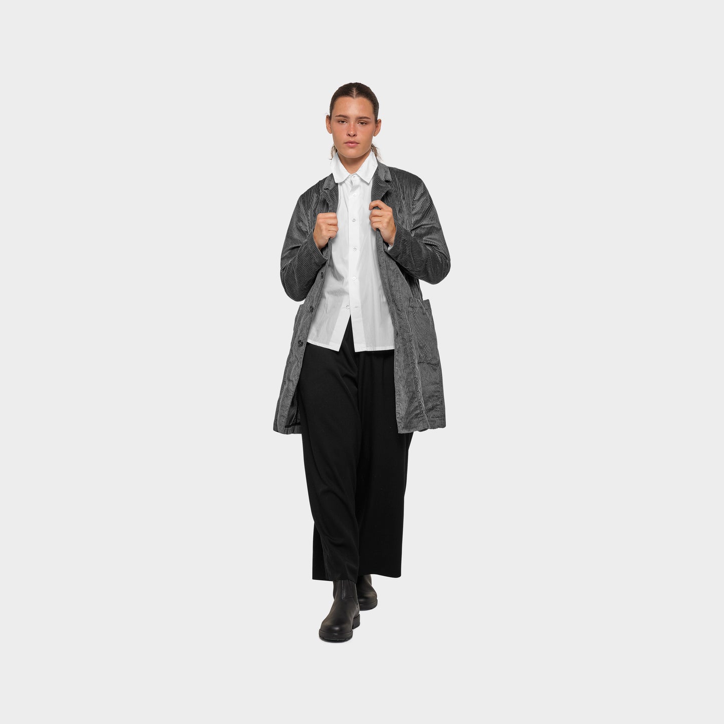 OMEN Mantel Fee Coniston am model