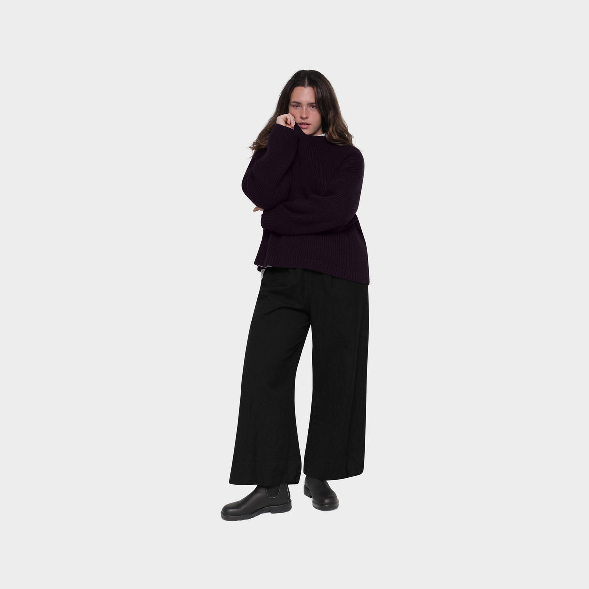 OMEN Pullover Mars Rippe am model