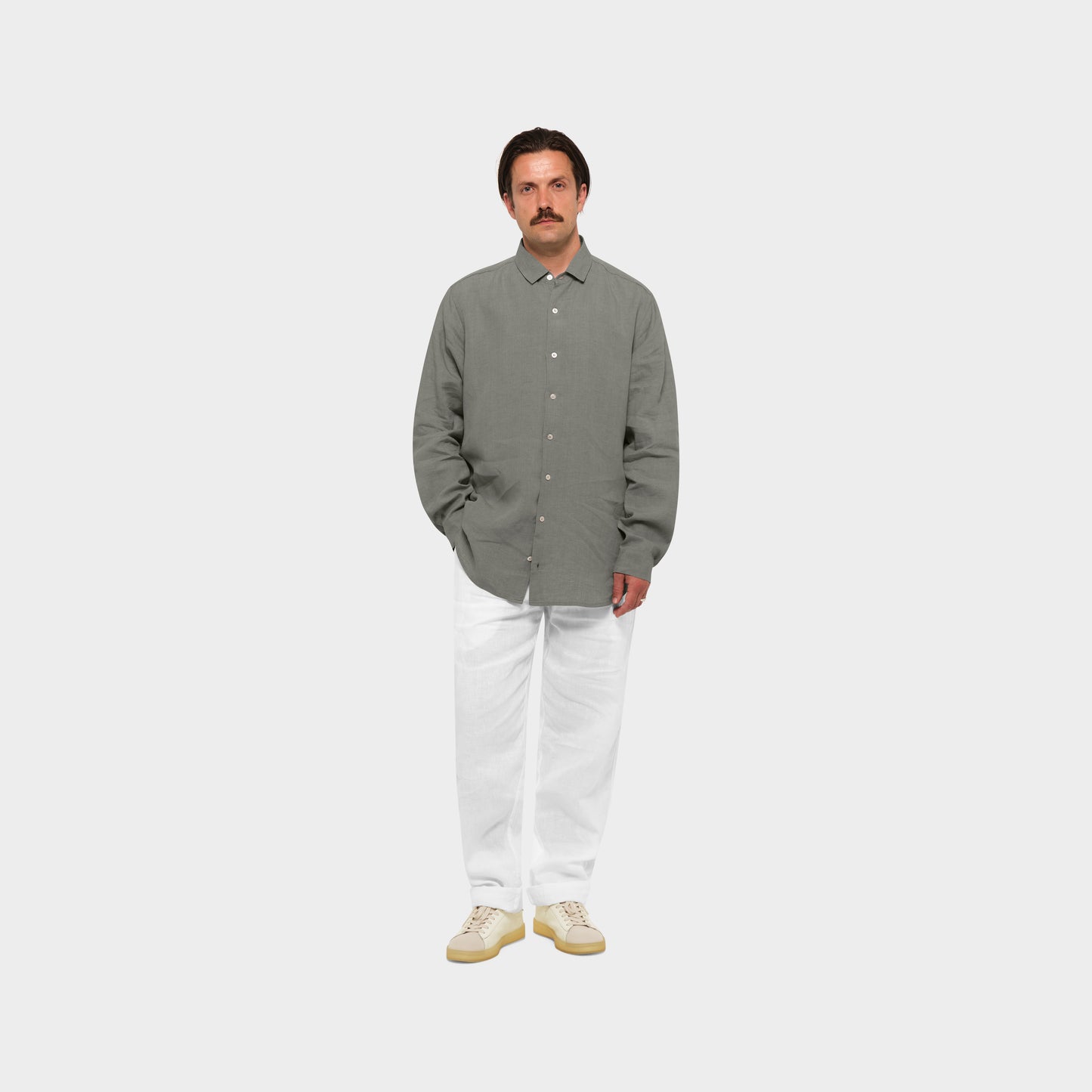 OMEN Hemd Josi Everywear am model