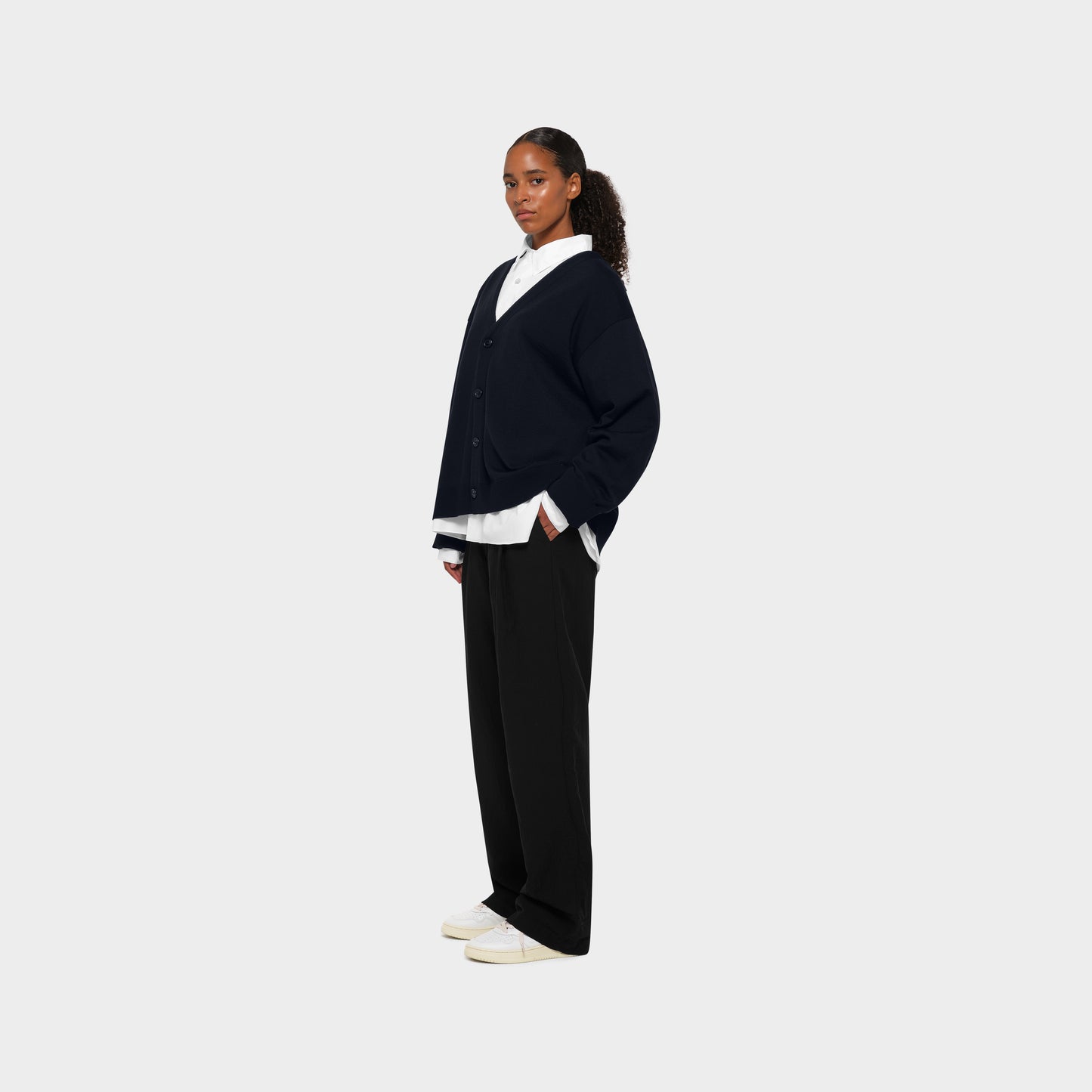 OMEN Strickjacke Buttercup RL am model