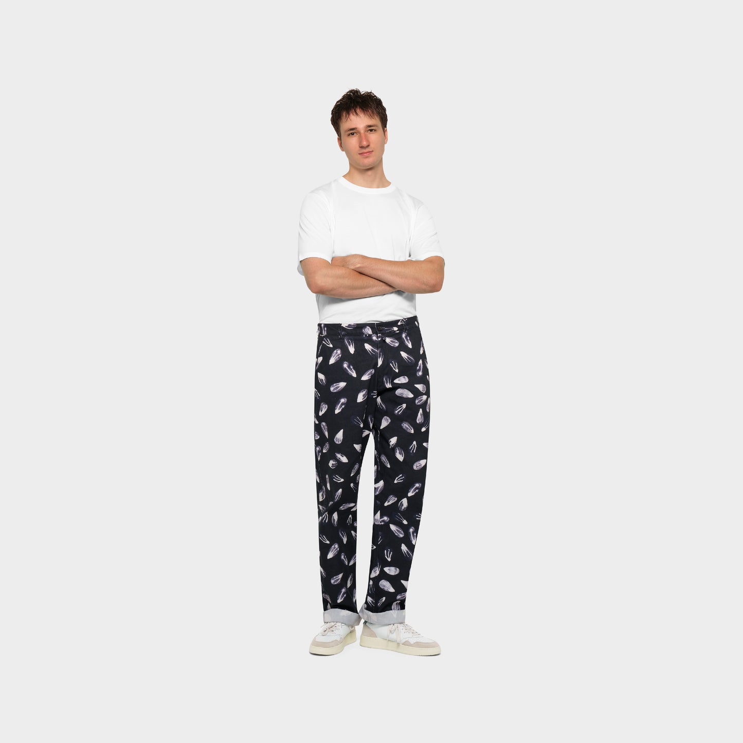 OMEN Hose Harry Heavy Twill Feuerstein am model