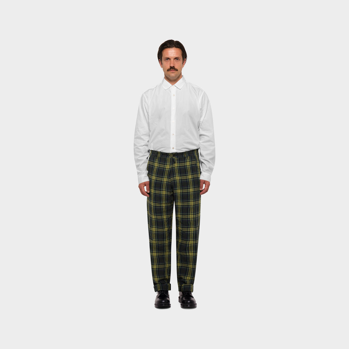 OMEN Hose Harry Omey am model 
