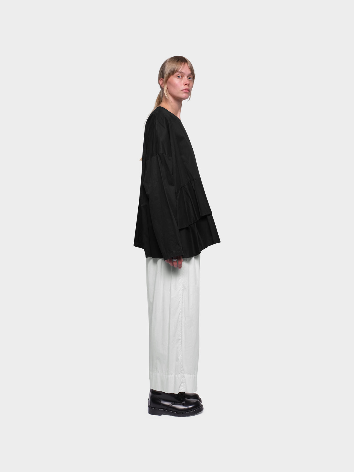 OMEN Hose Helen Bombardiere am model