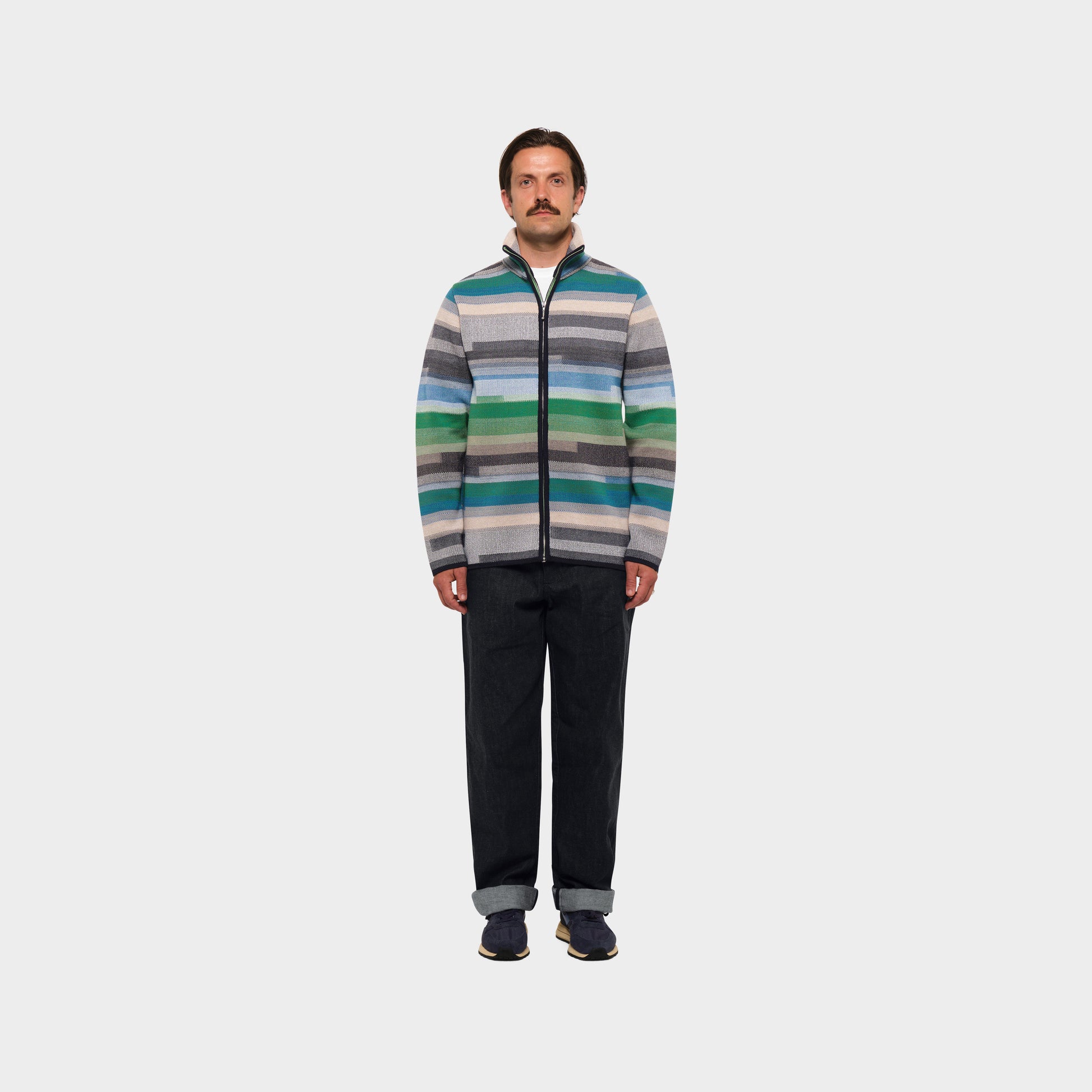 OMEN Strickjacke Filo São Paulo am model