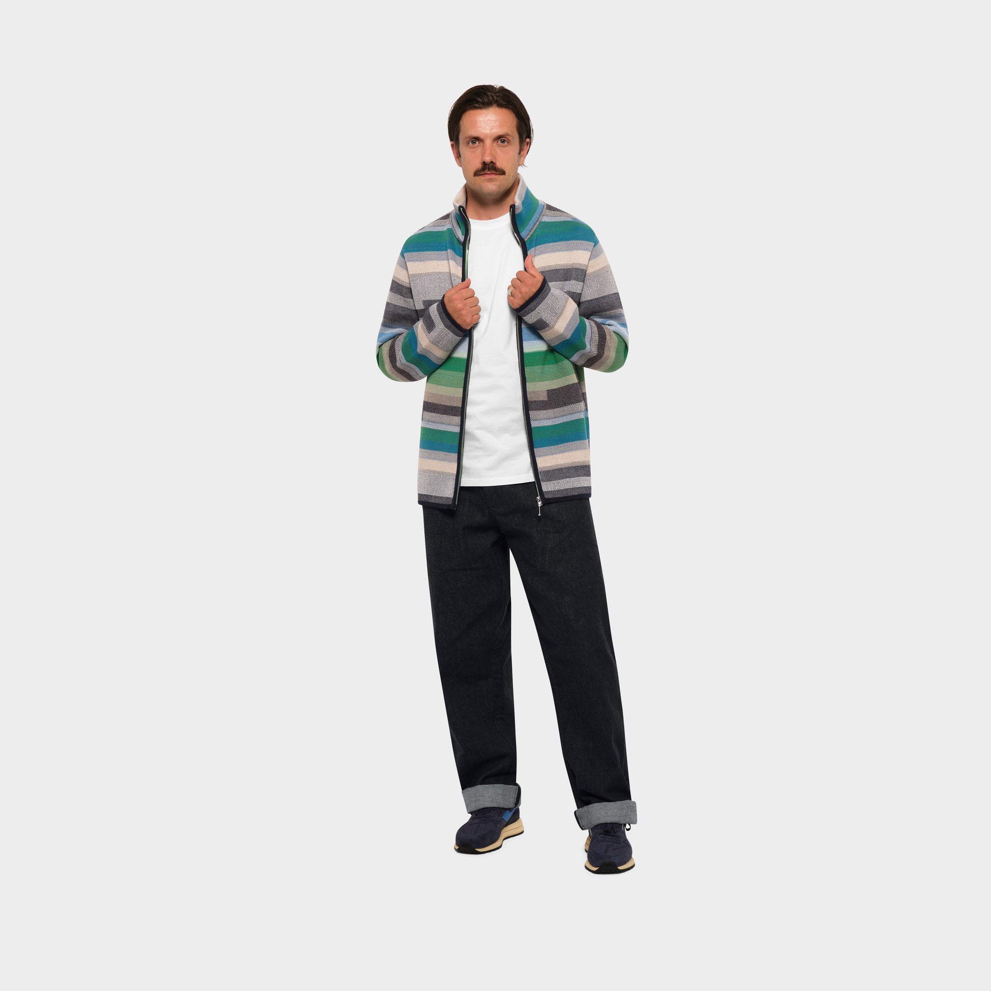OMEN Strickjacke Filo São Paulo am model