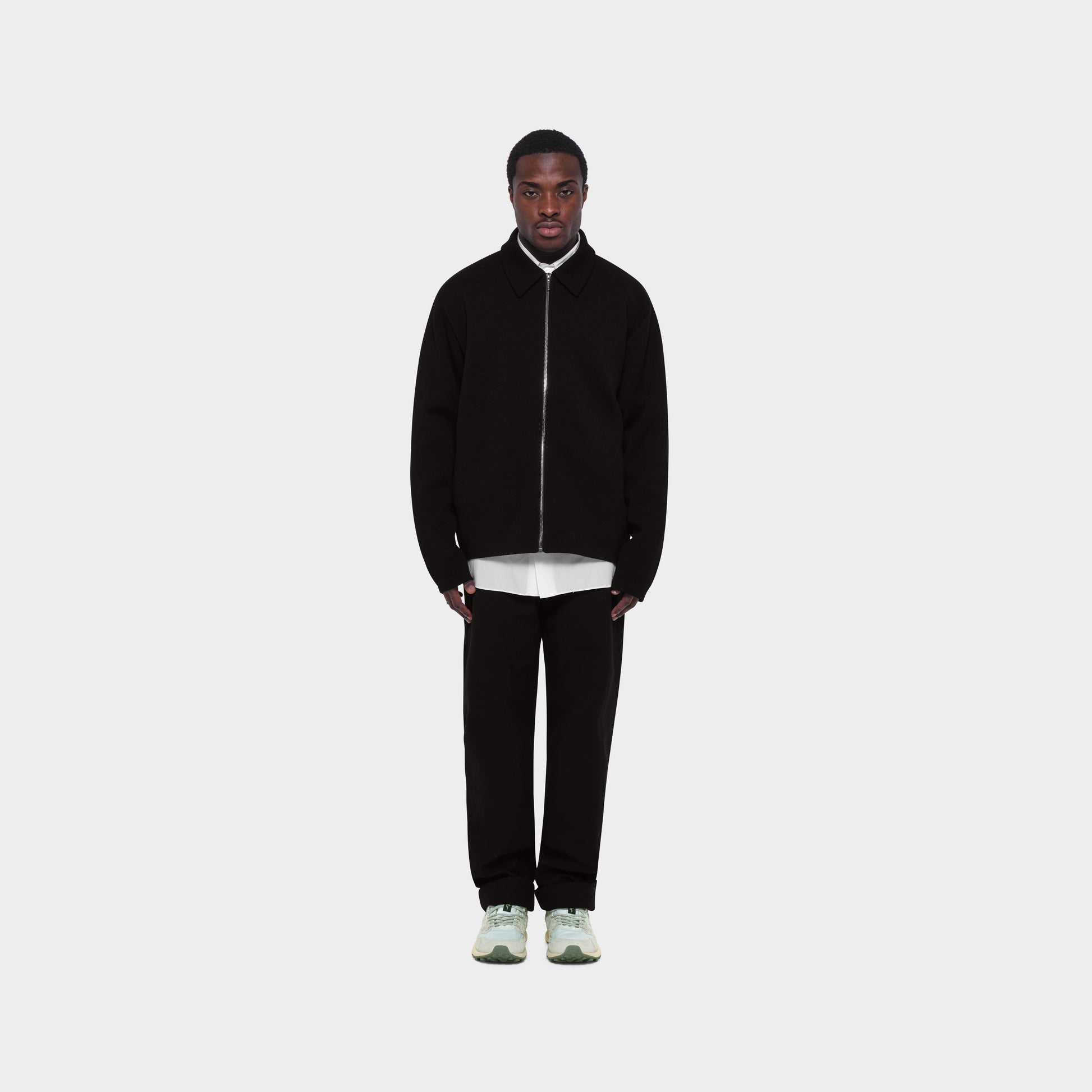 OMEN Strickjacke Jonny HM am model