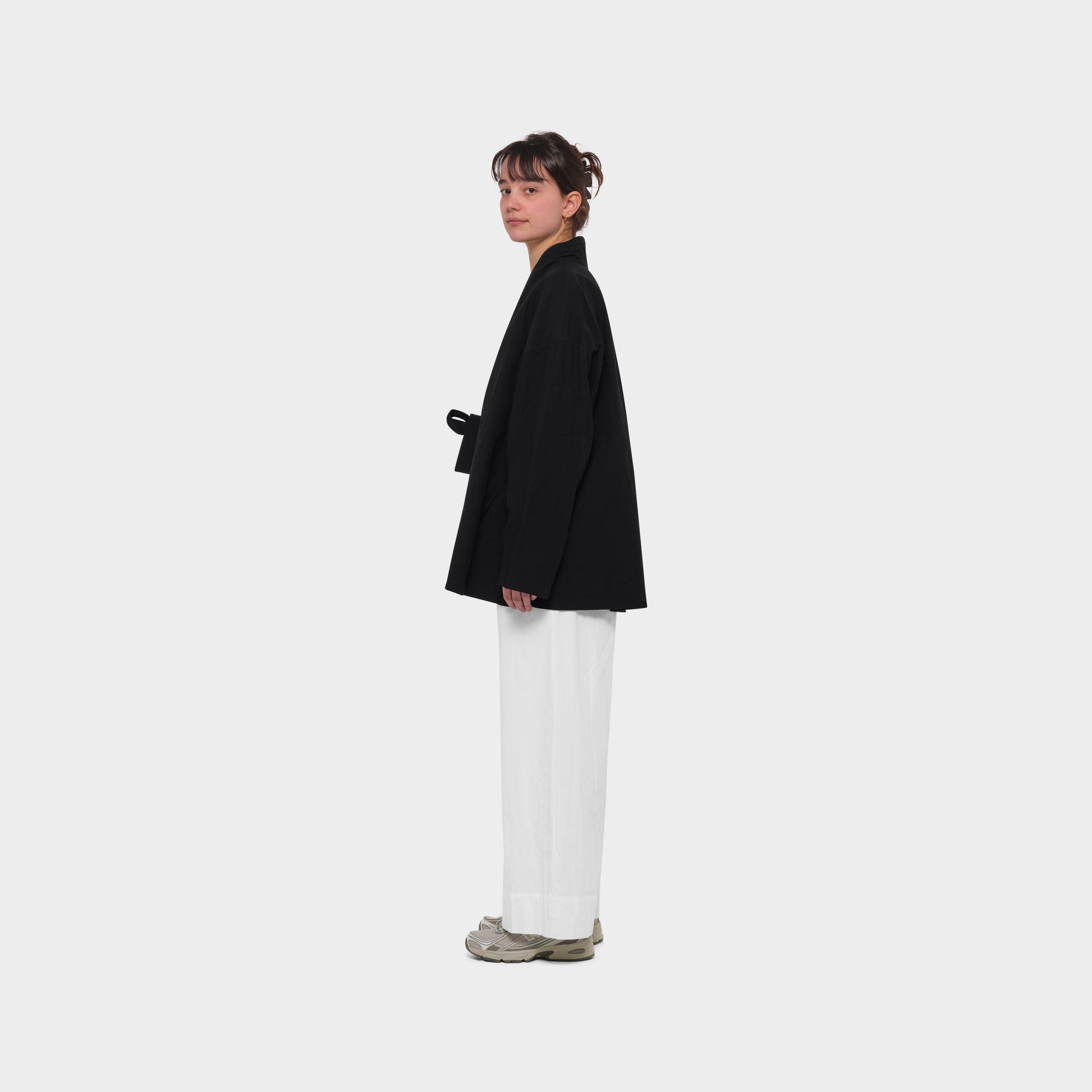OMEN Oberteil Tao Claque am model