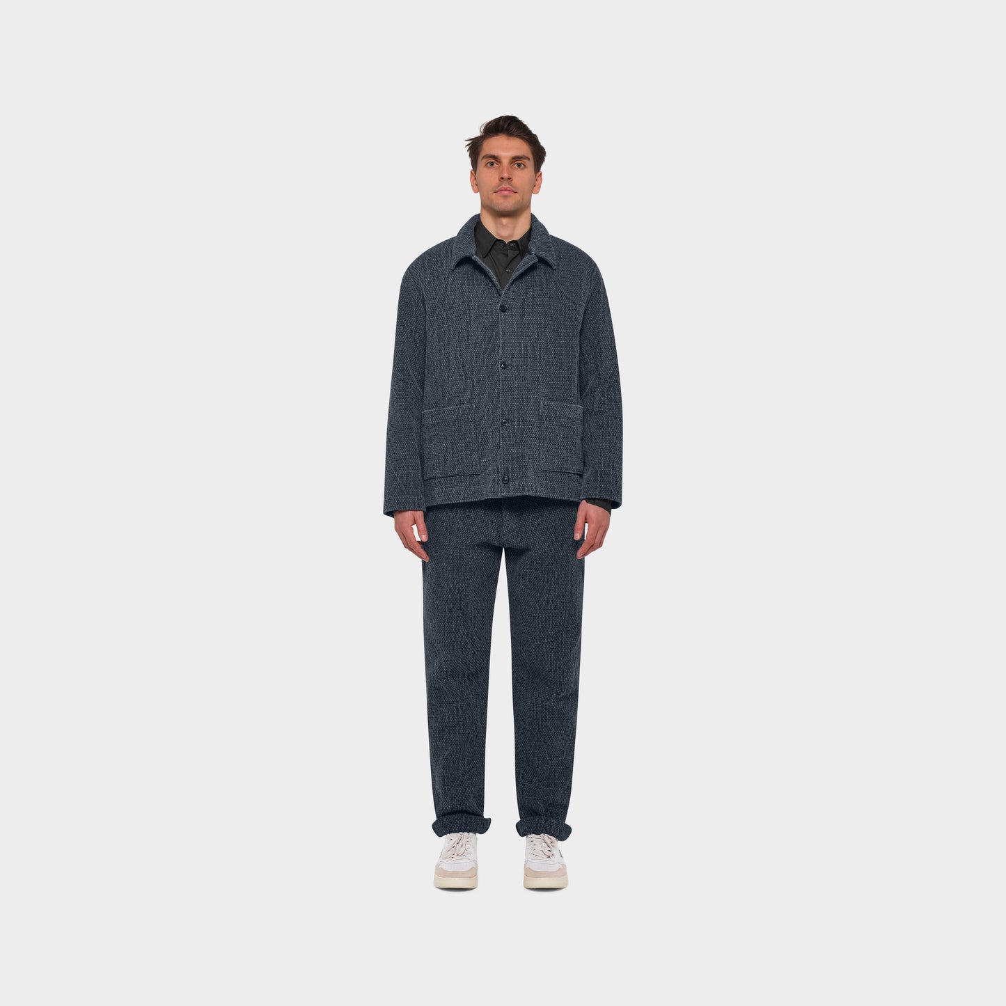 OMEN Sakko Greg Gebuti Fumé am model