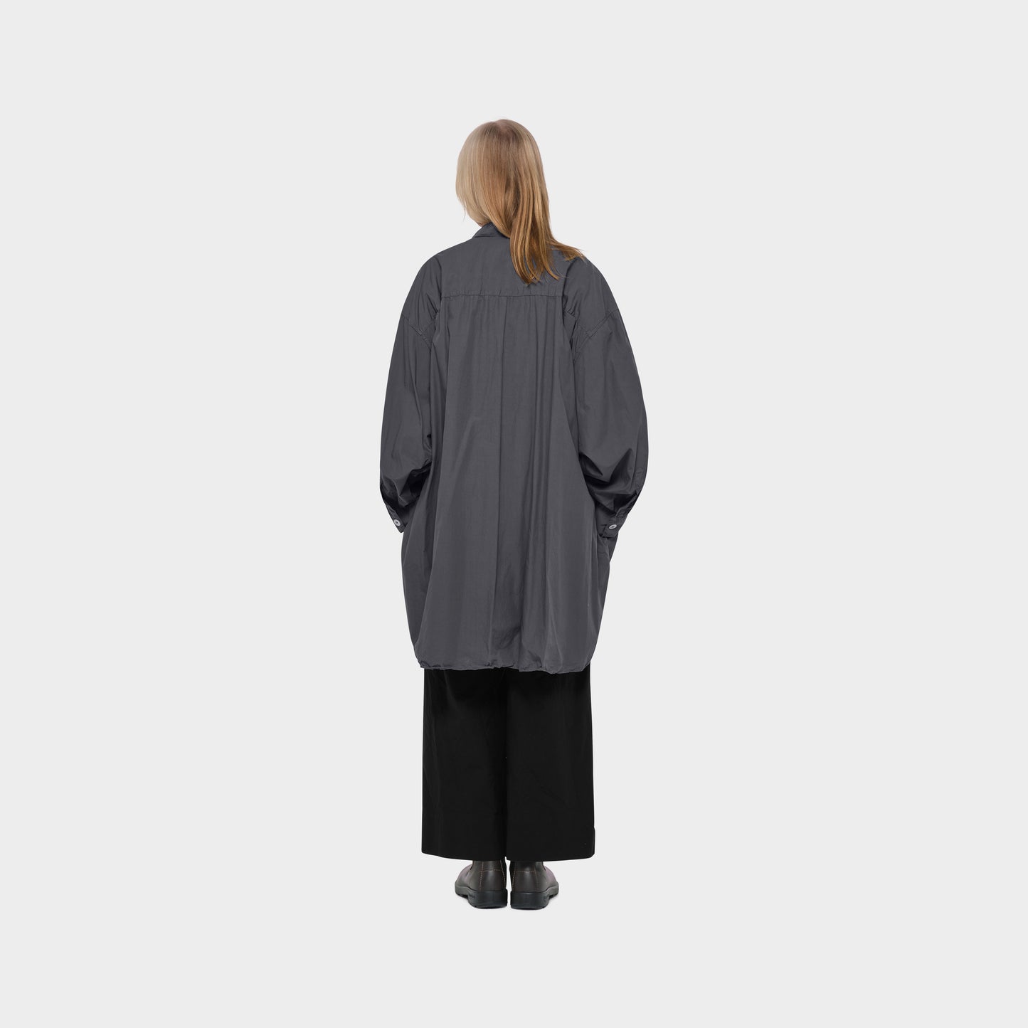 OMEN Oberteil Palma Kurz Talco am model