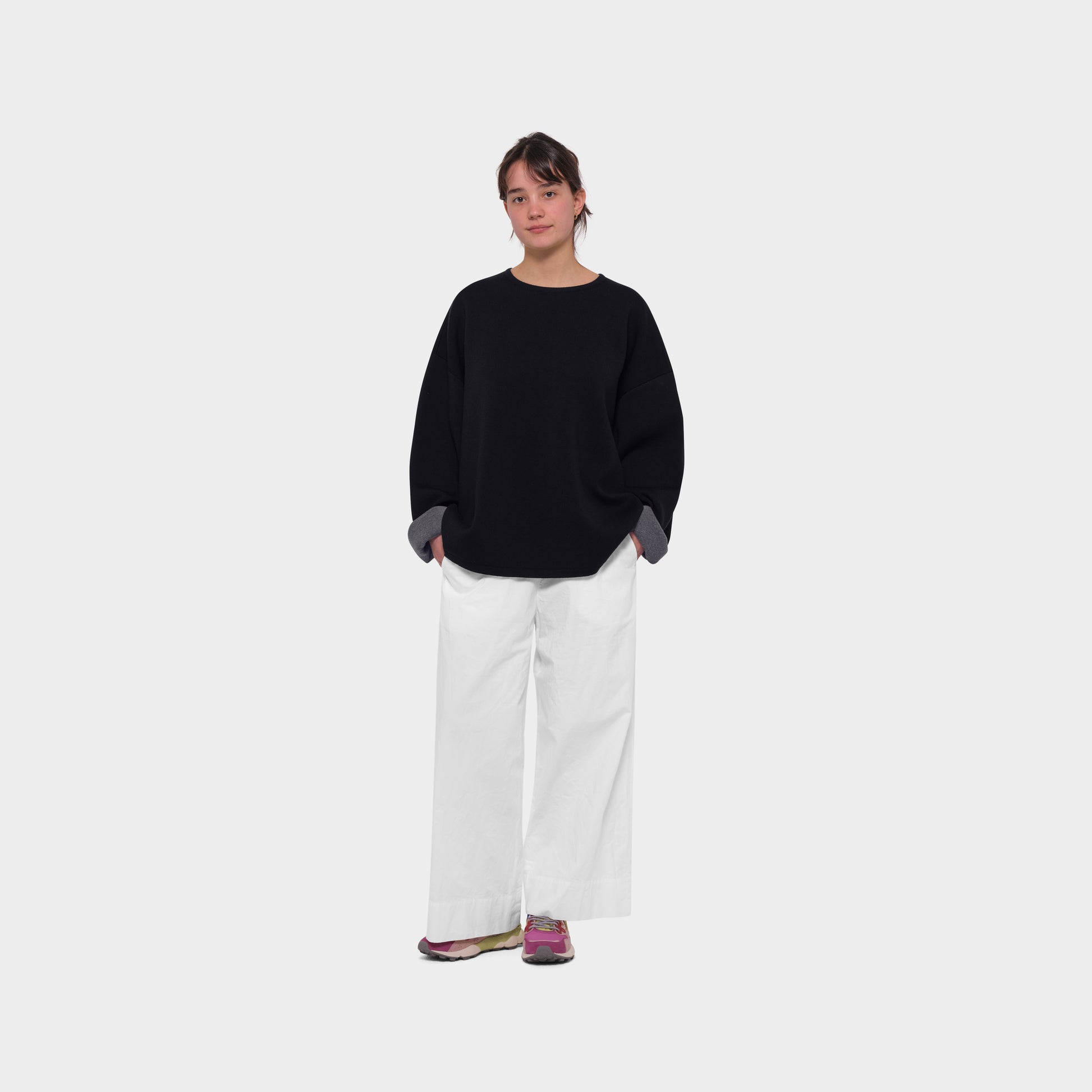 OMENN Pullover April DS am model