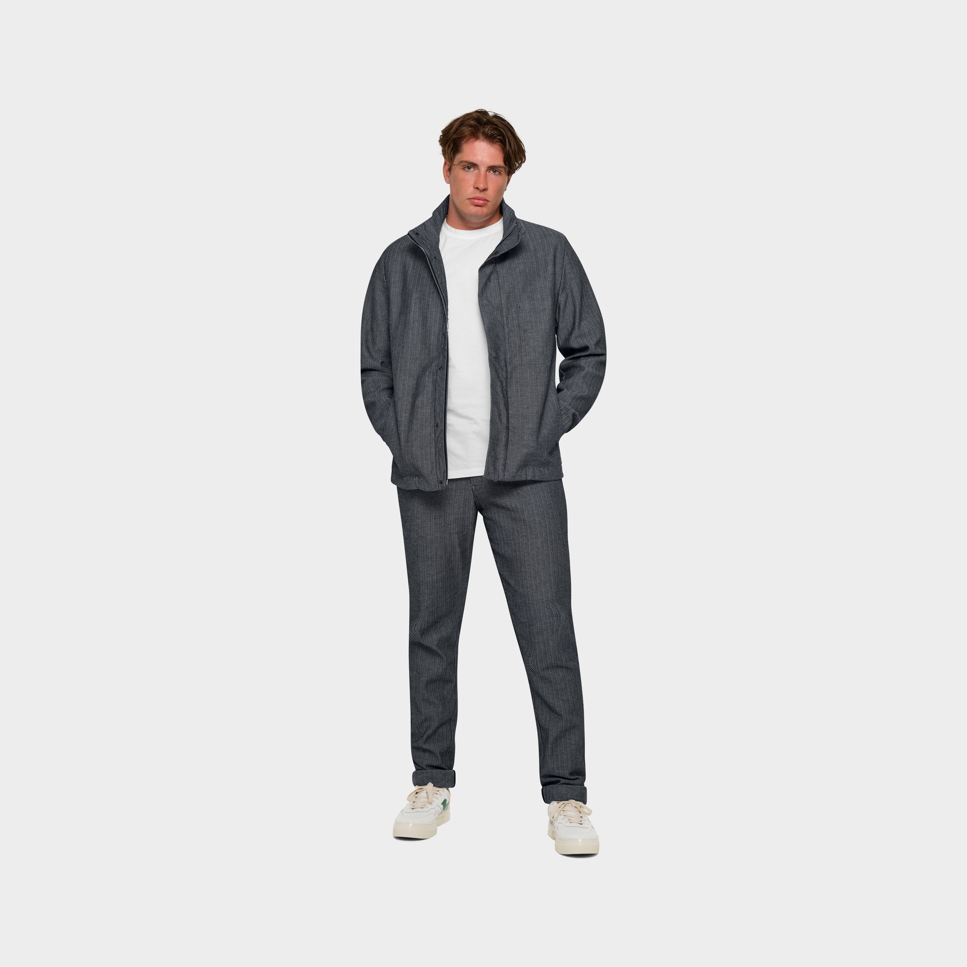 OMEN Jacke Oskar Seth Denim am model