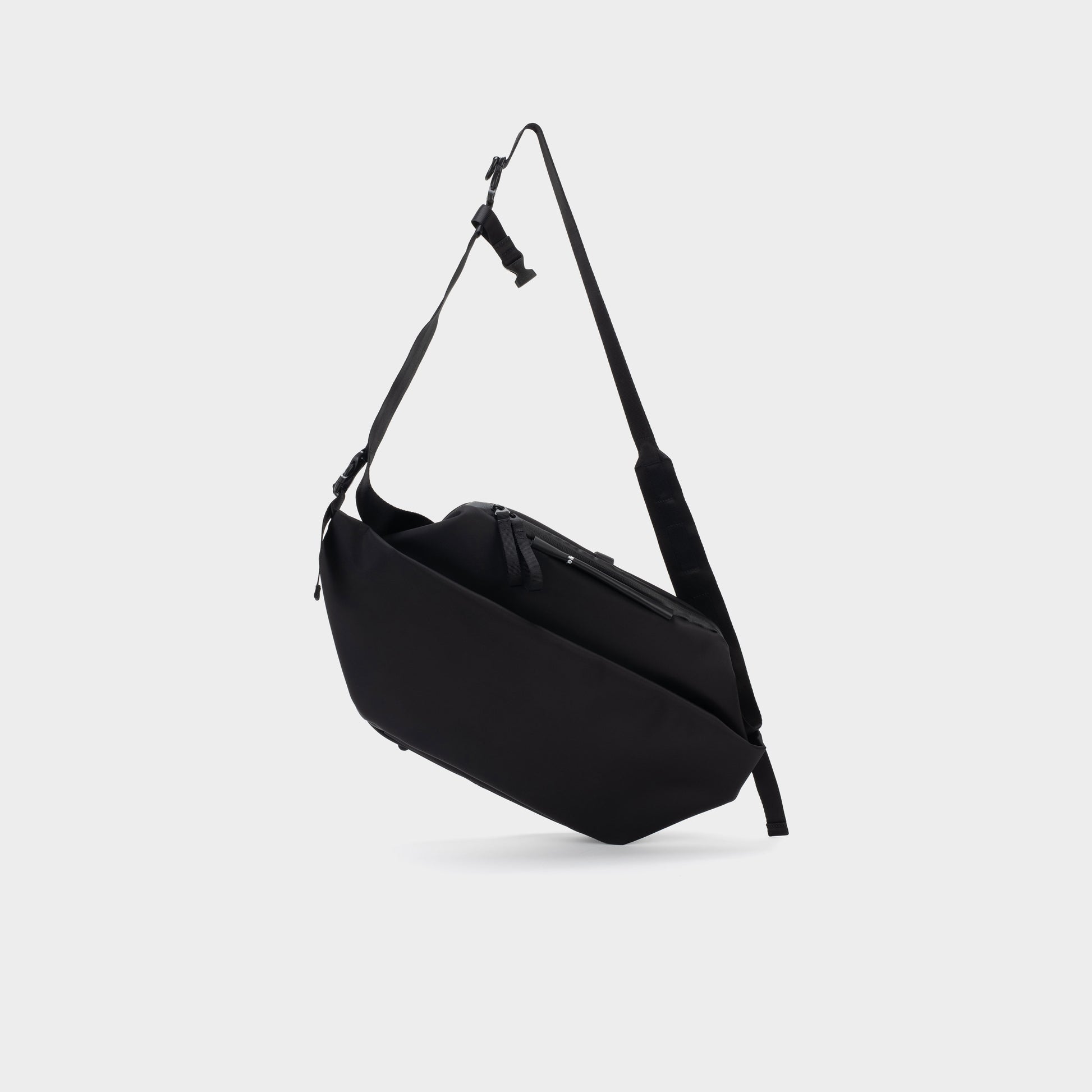 Cote&Ciel Isarau L Sleek Black in farbe black