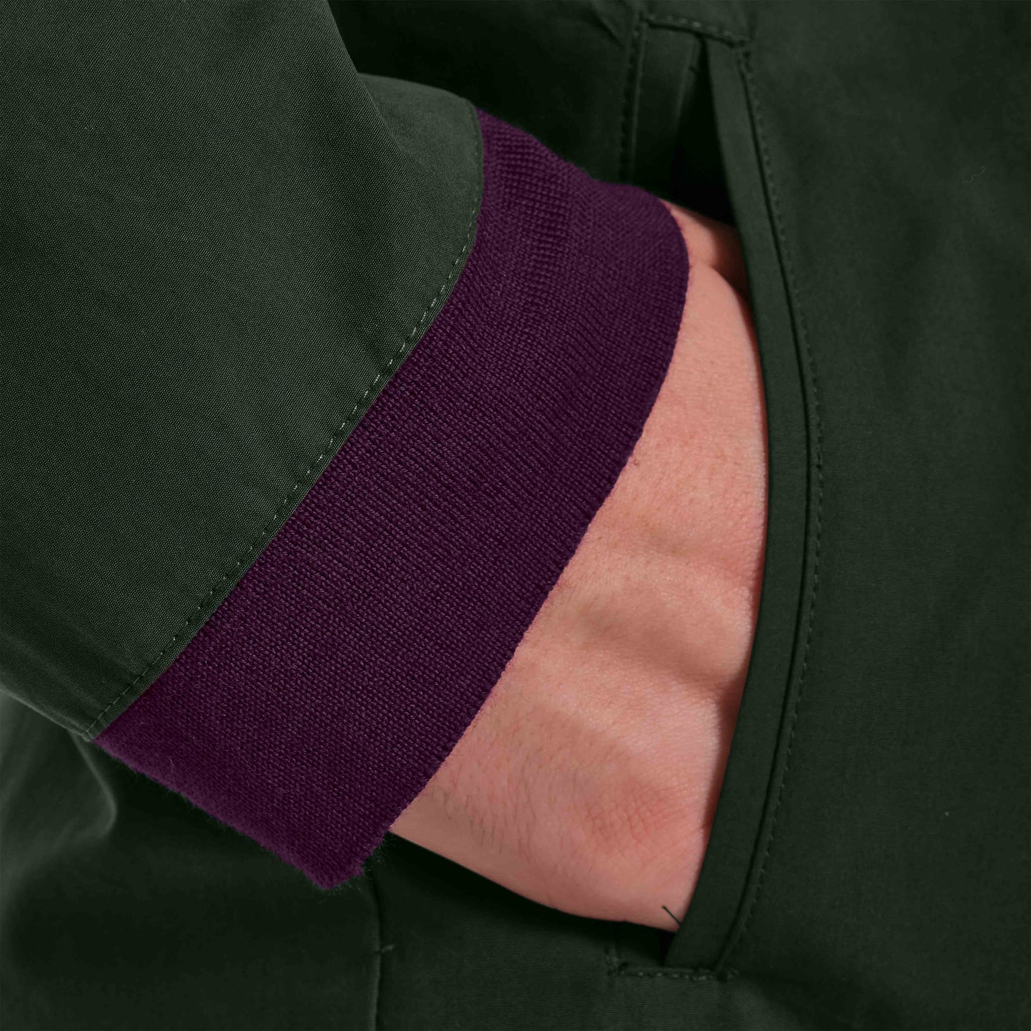 OMEN Strickjacke Bond Athena am model