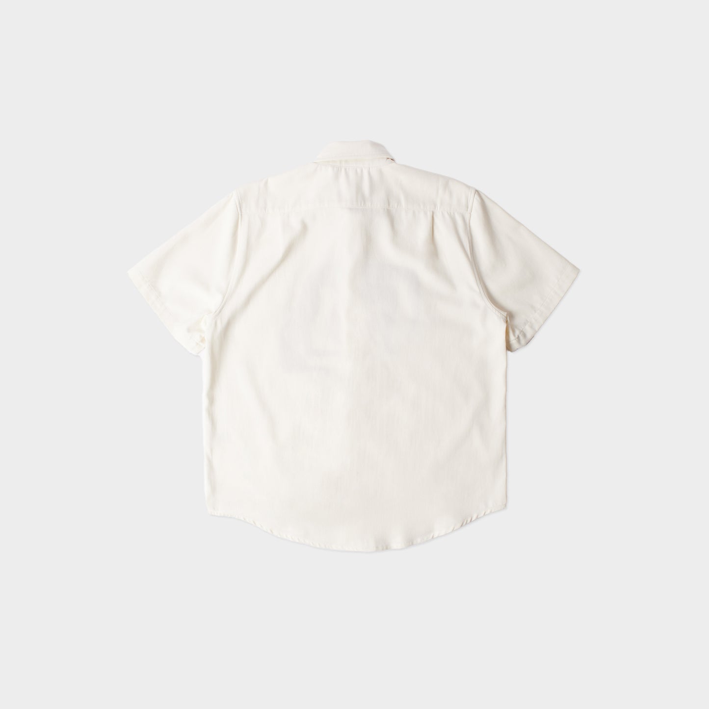 by Parra Yoga Balled Short Sleeve Shirt in Farbe offwhite