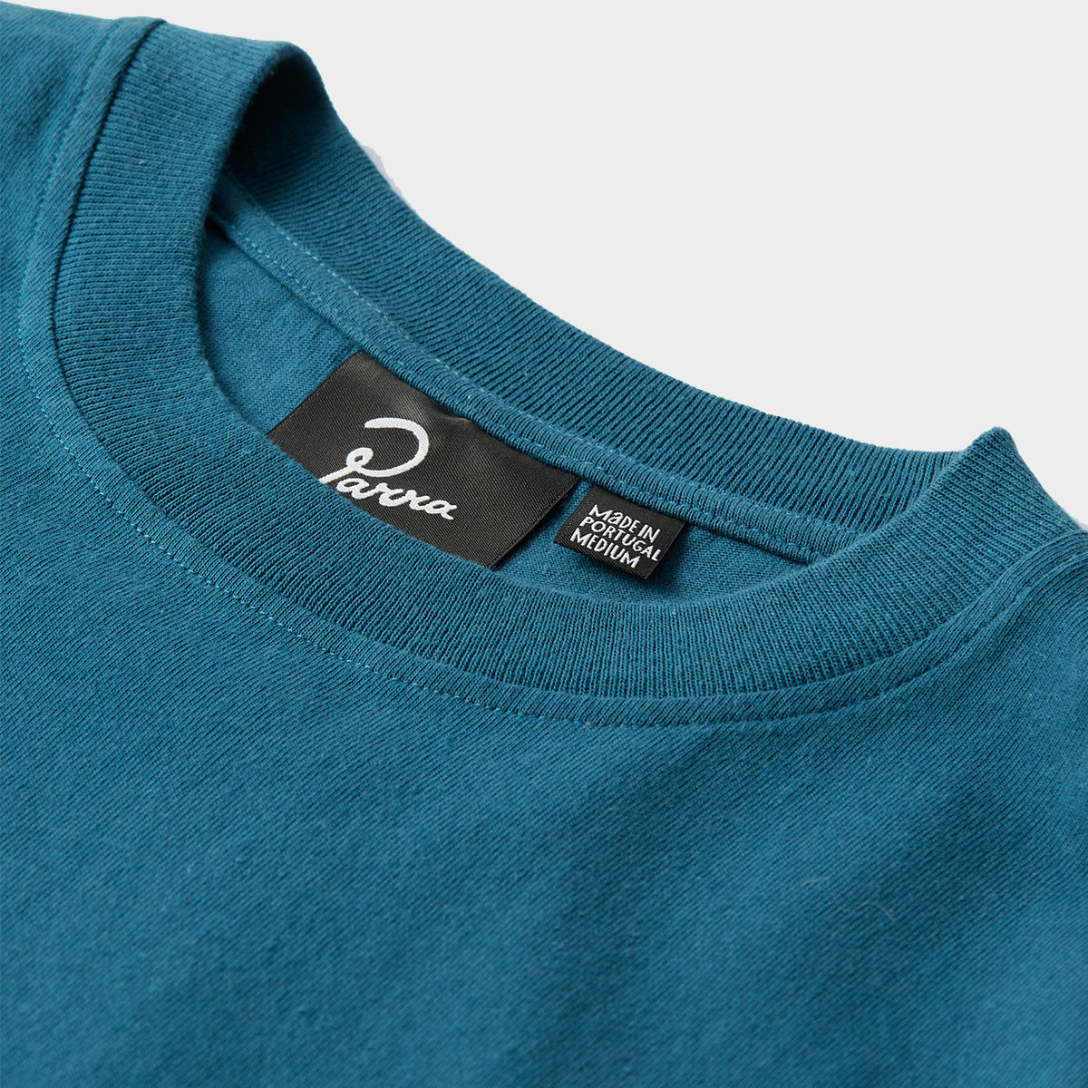 by Parra Stand Off T-Shirt in Farbe deep_sea_green