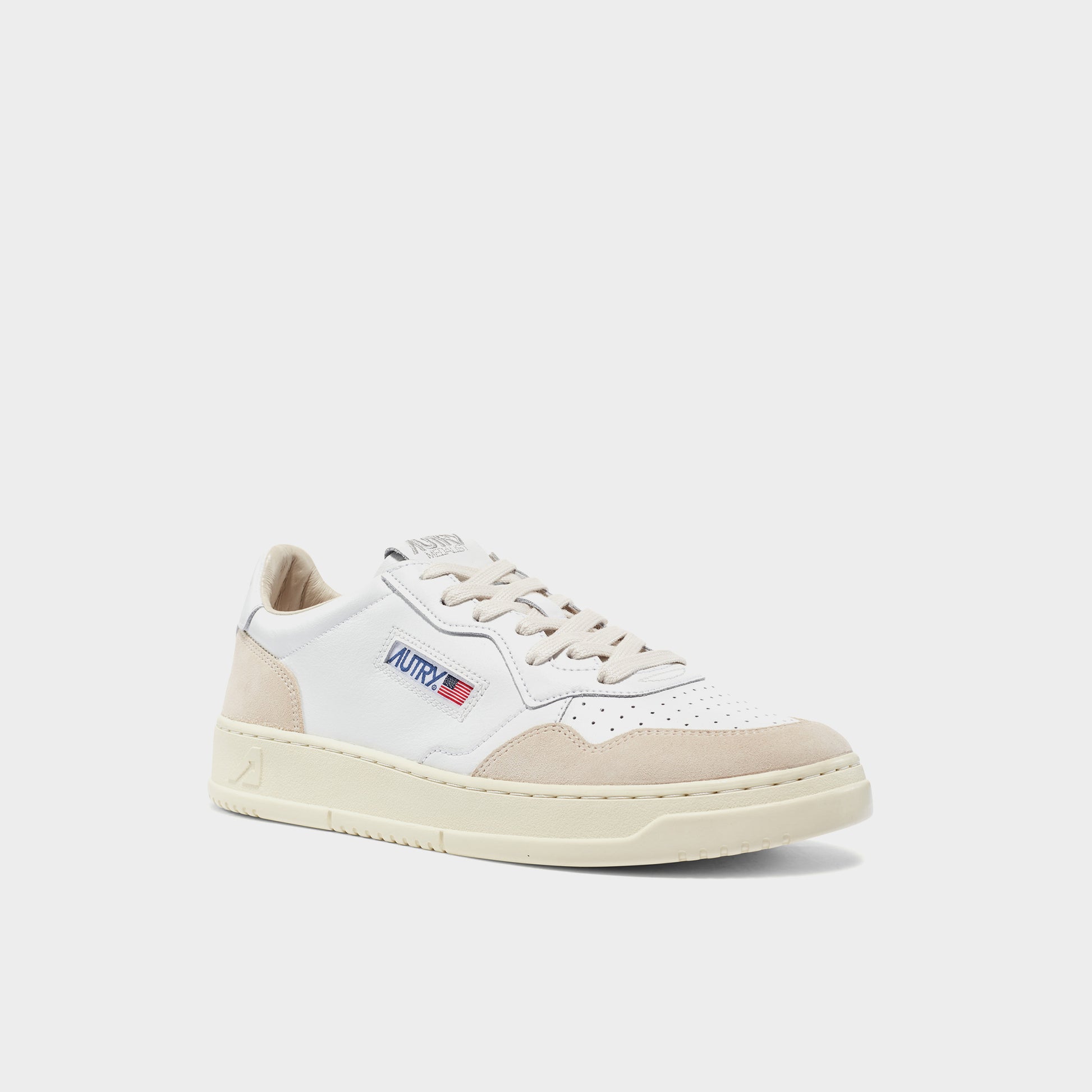 Autry Medalist Low M LS33 in Farbe suede_white