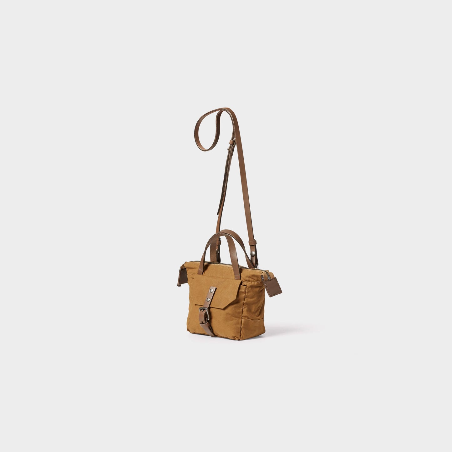 Ally Capellino Squat 2.0 Waxed Cotton Mini Crossbody Bag in Farbe chert 