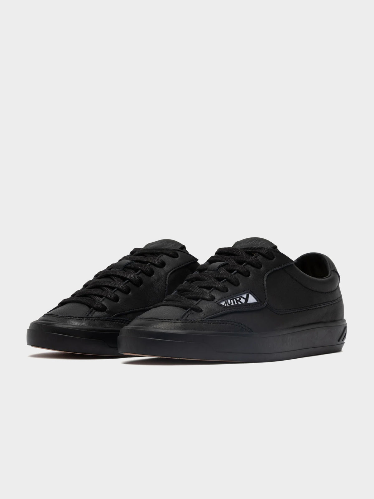 Autry Windscape Low M JF01 in Farbe black