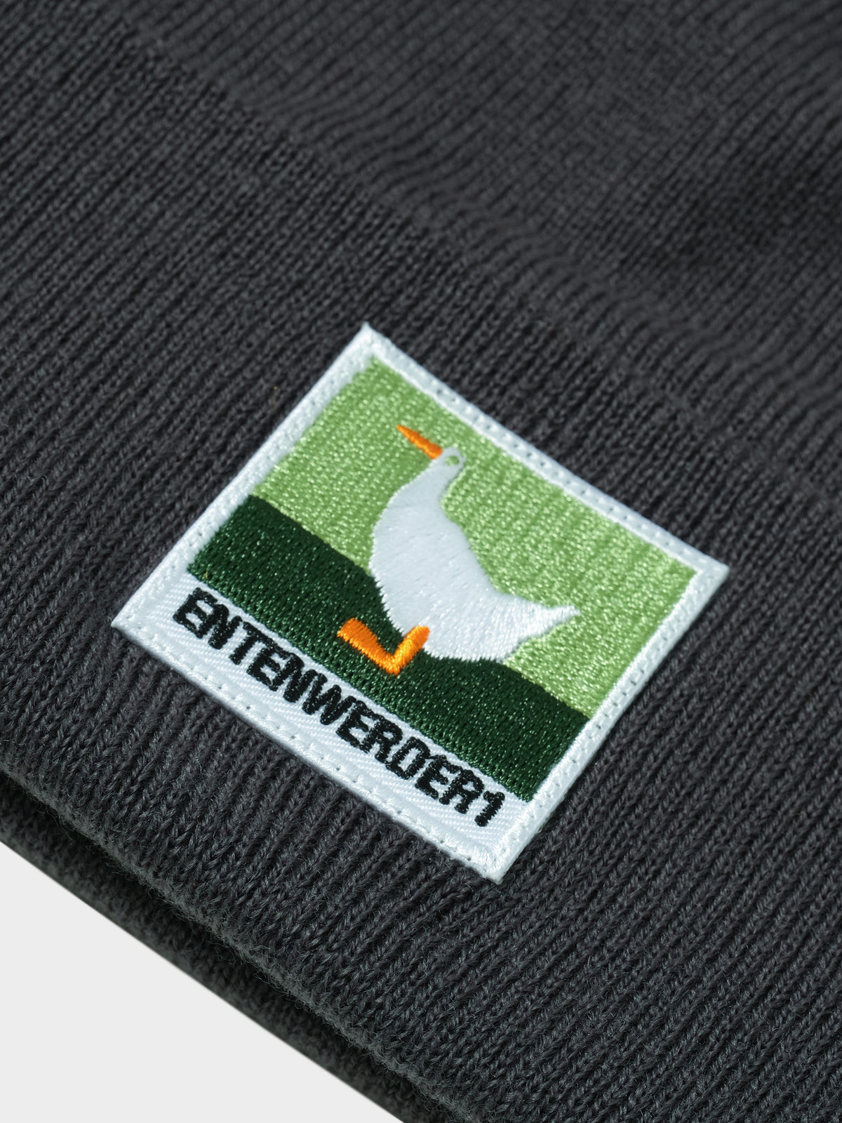 Entenwerder 1 Beanie Entenwerder - Green Patch in Farbe graphite