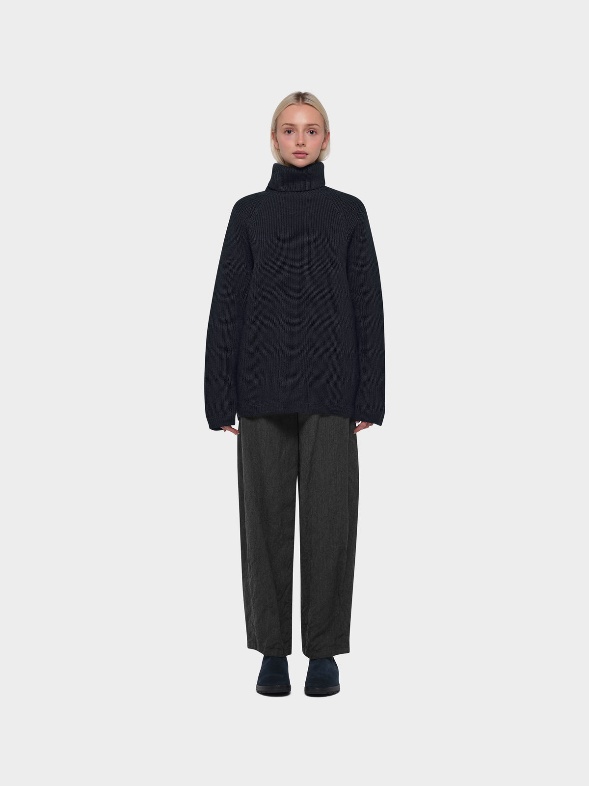 OMEN Pullover Isabel PF am model
