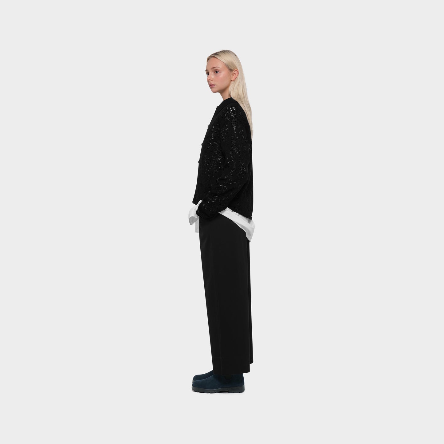 OMEN Kasia Nachtkerze Ajour am model