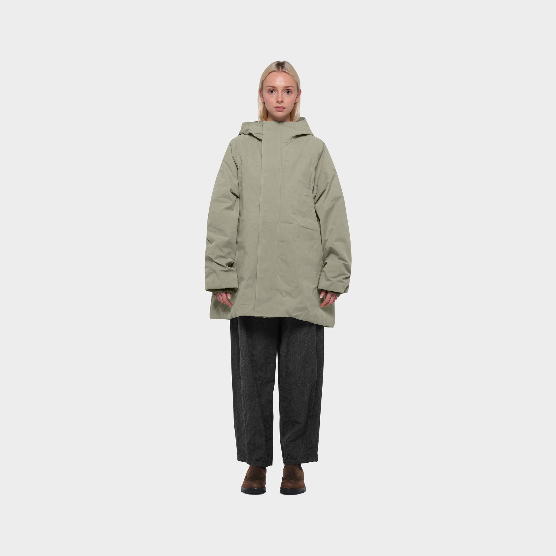 OMEN Jacke Megumi Corsaro am model