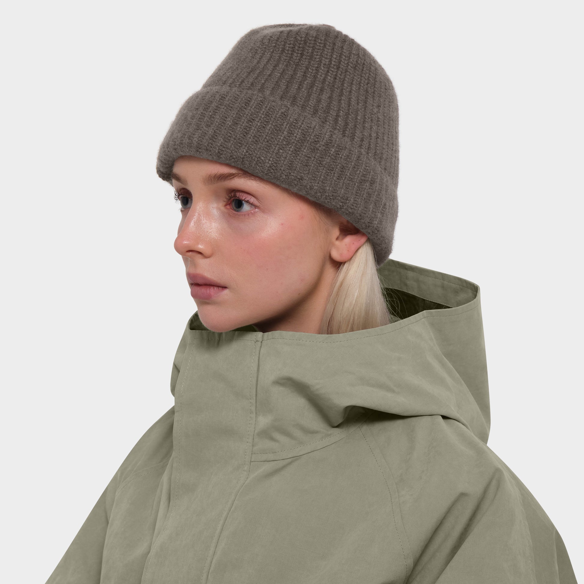 OMEN Mütze OM-1 am model