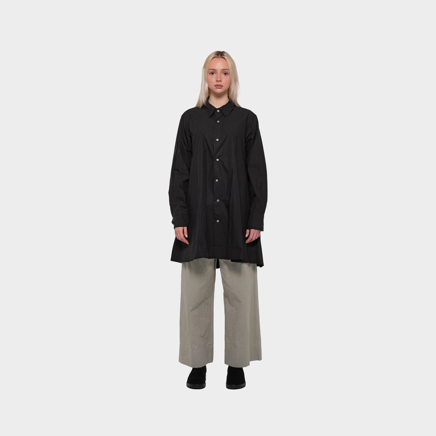 OMEN Oberteil Olivia Talbot am model